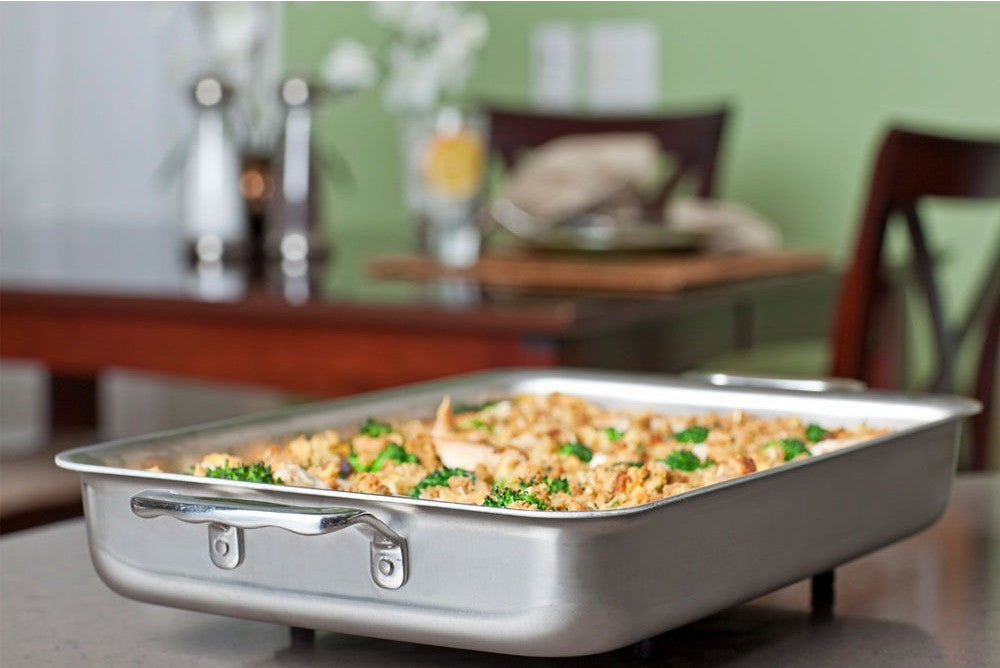 9 x 13 Inch Nonstick Baking Pan with Lid - Heavy Duty Carbon Steel Cookie Sheet for Oven, Roasting, Casseroles & Meal Prep - Perfect for Baking, Cooking & Serving Dishes
