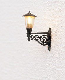 HO Scale Old Time Wall Lantern - Miniature Model Train Accessory for Realistic Scenery & Diorama Displays - Perfect for Train Layouts, Historical Scenes & Home Decor