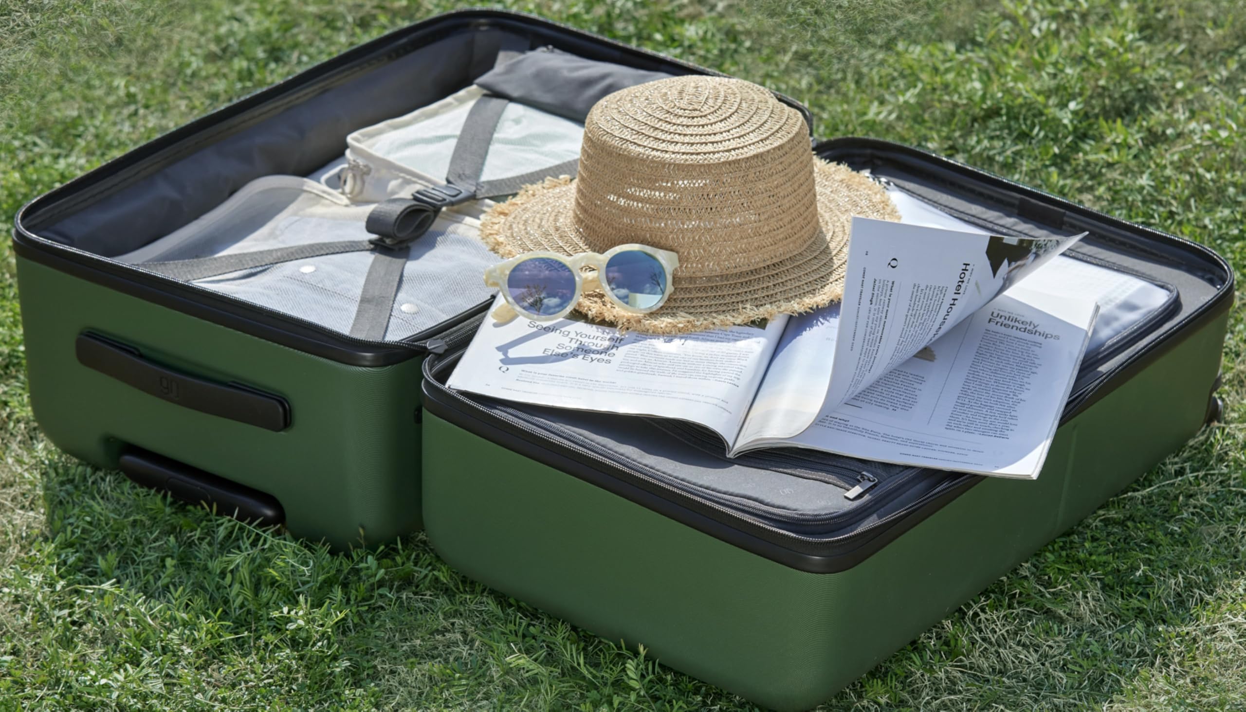 22 Inch Spinner Luggage with TSA Lock - 68L Checked Suitcase for Short Trips & Travel, Fits Wide Brim Hats (24.4 x 14.8 x 13.8 Inches, Seaweed Green) - Perfect for Business Trips, Weekend Getaways & Air Travel