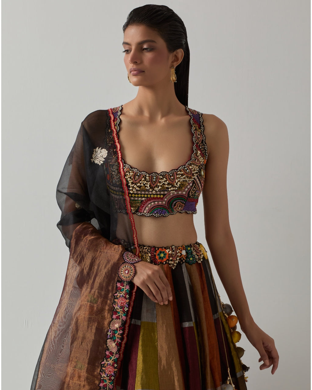 Elegant Black Metallic Lehenga Set for Women | Indian Traditional Bridal Party Wear | Perfect for Weddings, Festivals & Special Occasions