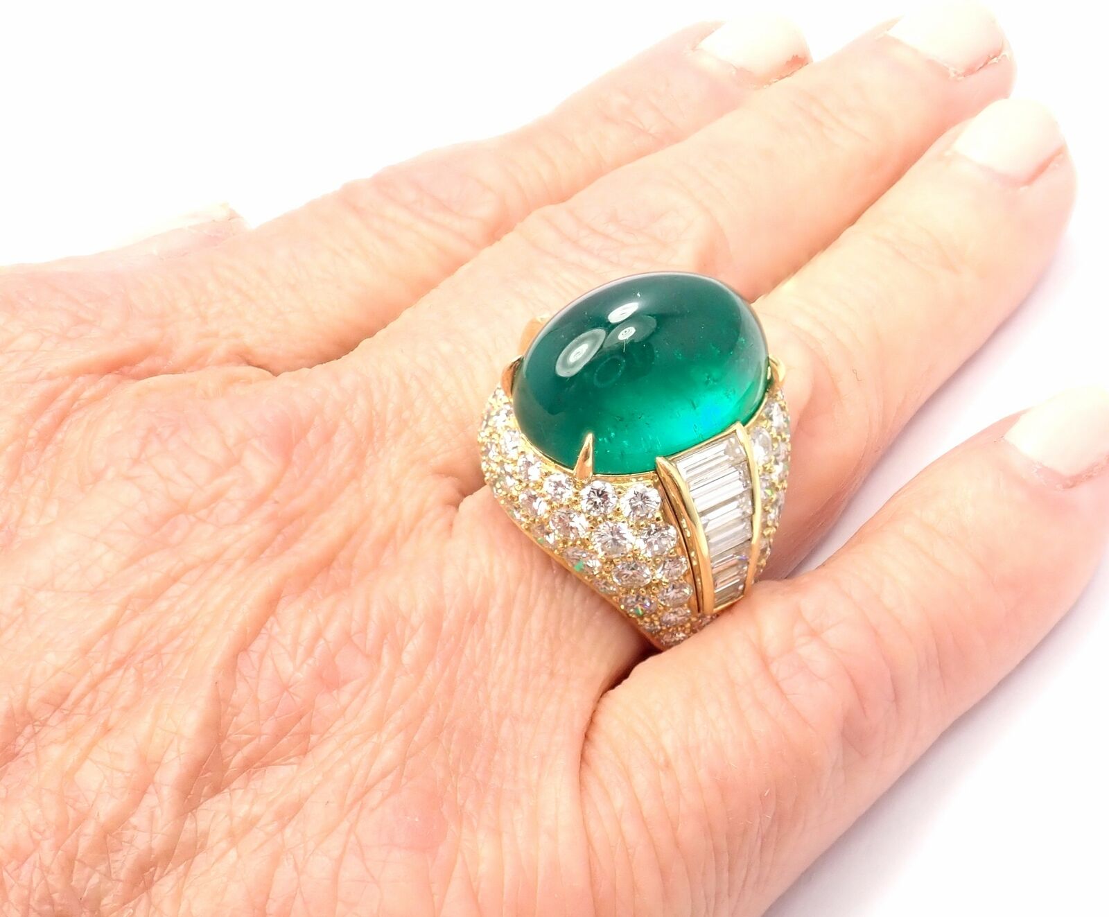 Authentic David Webb 18K Yellow Gold Diamond & Colombian Emerald Ring - AGL Certified Luxury Jewelry for Weddings, Anniversaries & Special Occasions