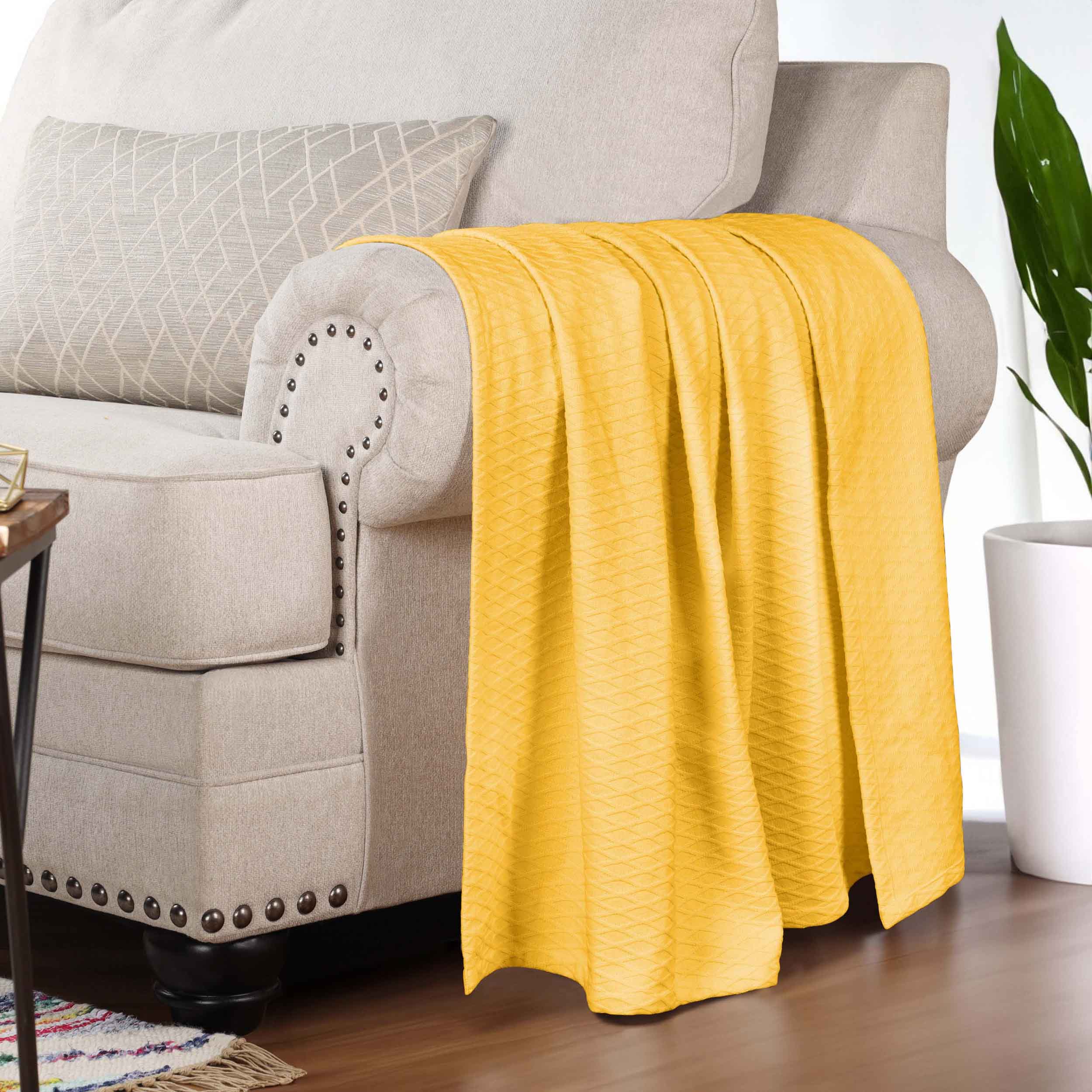 Premium Cotton All-Season Diamond Pattern Bed Blanket & Sofa Throw - Soft Cozy Blanket for Bedroom, Living Room, Travel and Gift Giving