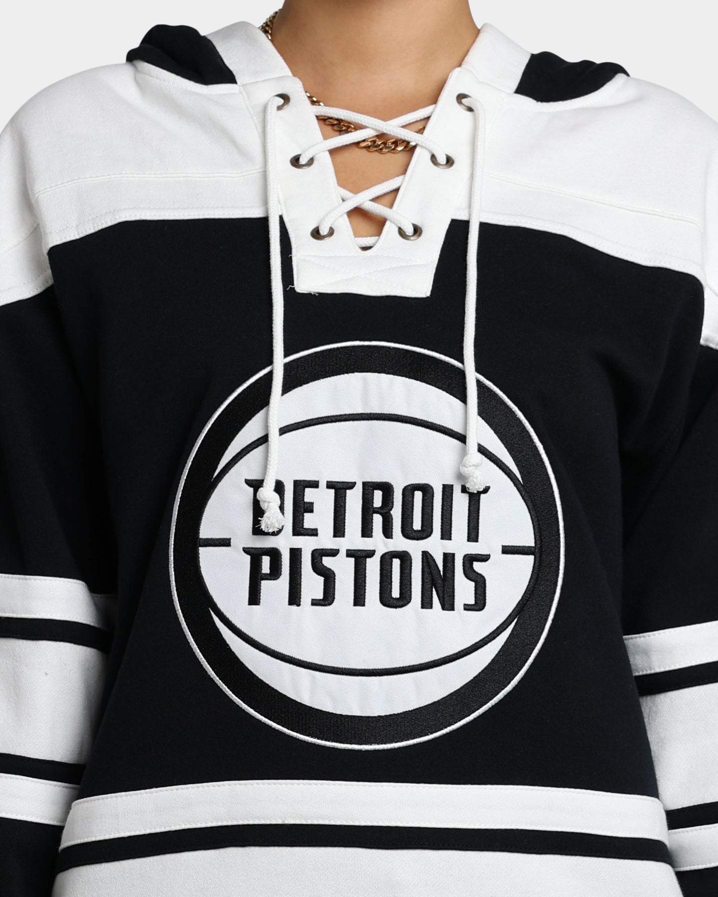 47 Brand Detroit Pistons Superior Lacer Hoodie - Men's NBA Basketball Pullover Sweatshirt (Jet Black) - Perfect for Game Day, Streetwear & Casual Outfits