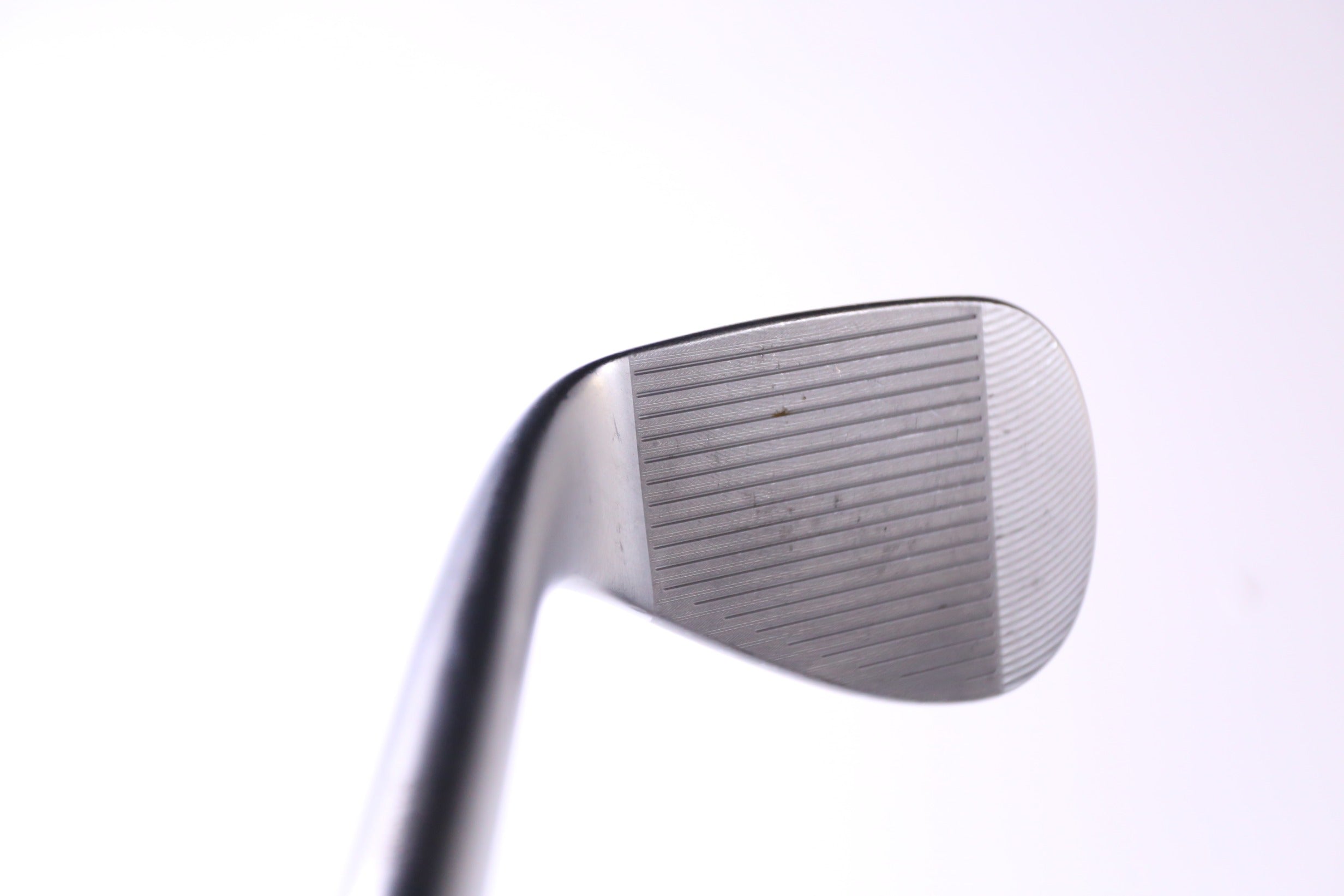 Used Cleveland RTX 6 ZipCore Tour Satin Gap Wedge 52° Stiff Flex Right Hand Golf Club - Perfect for Short Game Precision & Bunker Shots