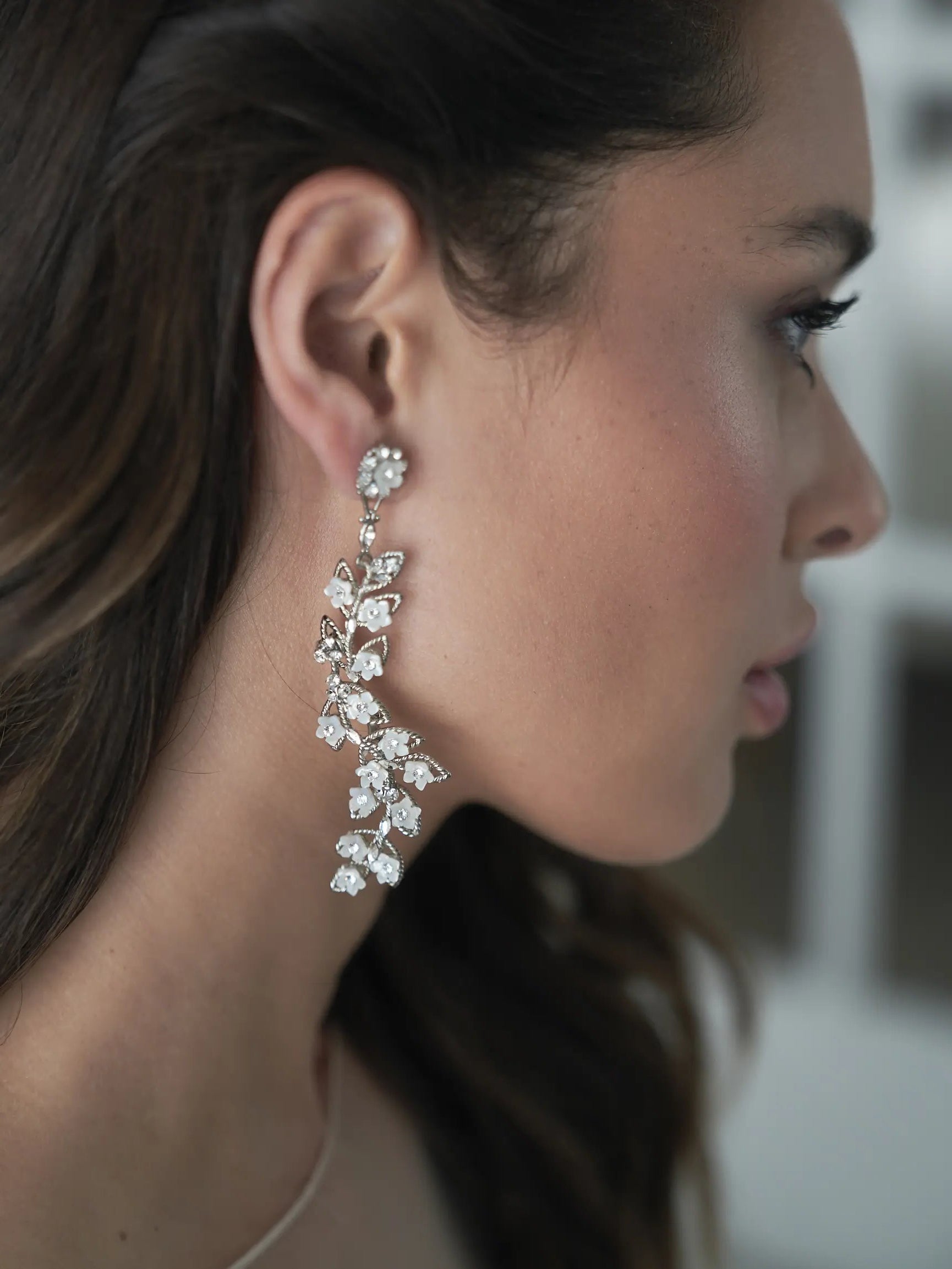 Anna Earrings for Women - Elegant Gold Hoop Earrings for Everyday Wear | Perfect Gift for Her, Birthday, Anniversary | Office, Party, Date Night Jewelry