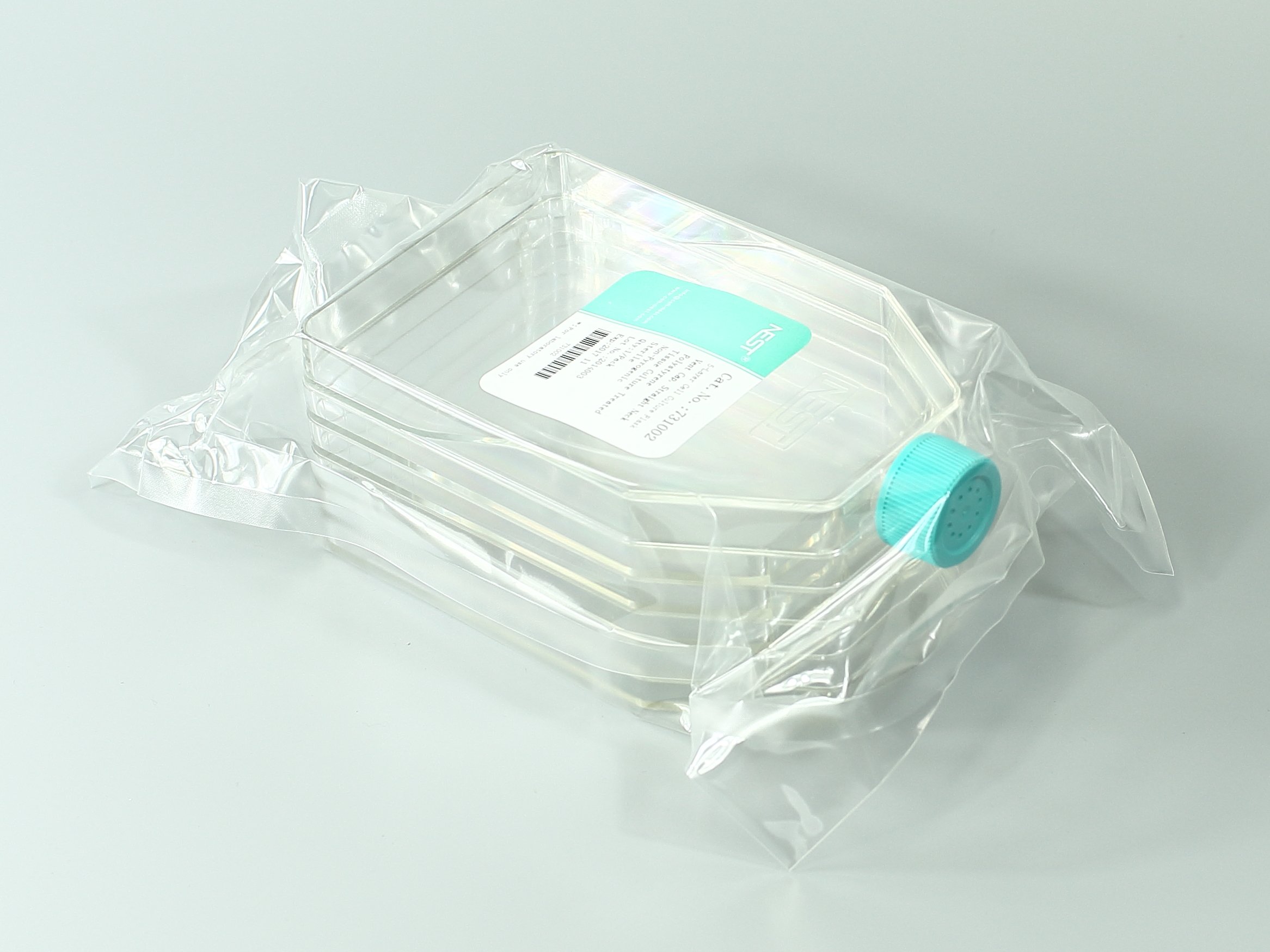 5-Layer Polystyrene Cell Culture Flask with Vent Cap - Straight Neck, Tissue Culture Treated, Sterile, Clear - 1 per Pack (8 per Case) - Ideal for Laboratory Cell Growth, Biomedical Research & Tissue Culture Experiments