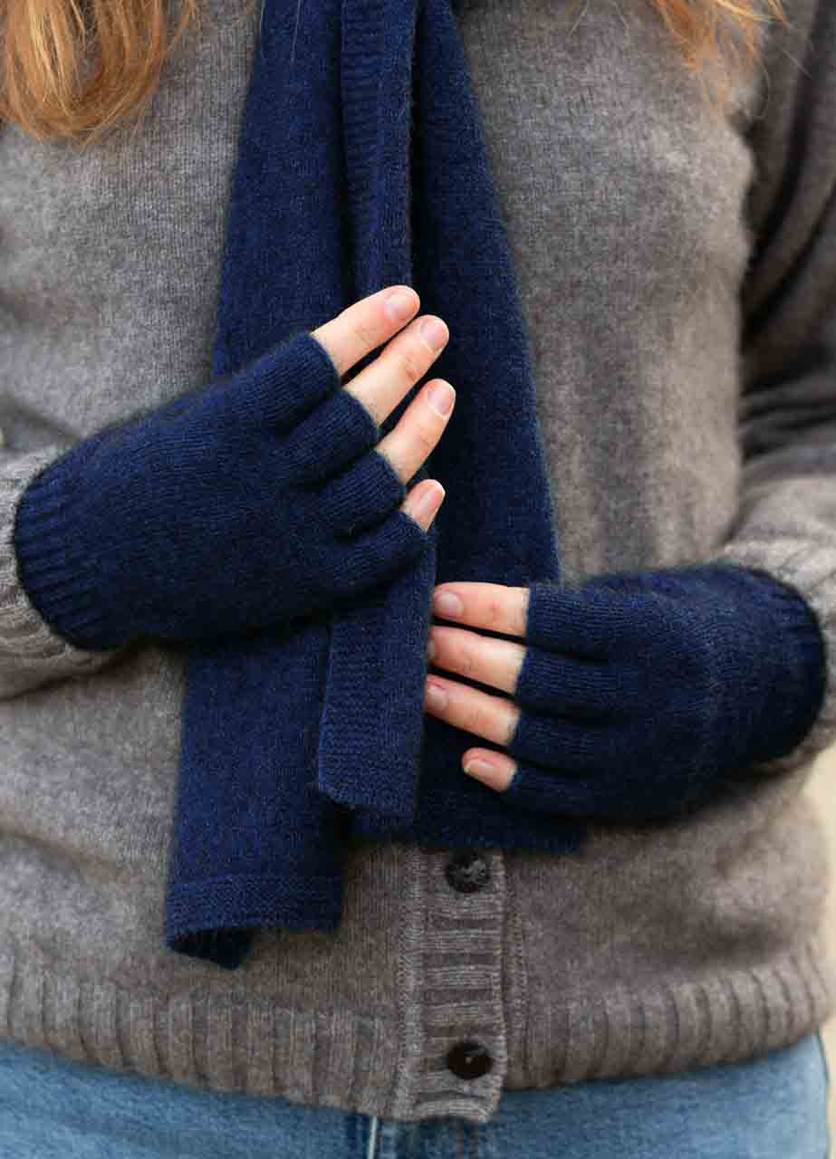 Merino Possum Fingerless Gloves - Warm & Breathable Handwear for Outdoor Activities, Hiking, and Winter Sports