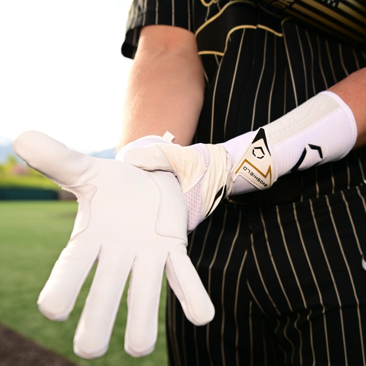 Premium Carbyne Batting Gloves with Adjustable Wrist Wrap Support - Breathable & Flexible Baseball, Softball, and Training Gloves for Enhanced Grip & Protection - Ideal for Hitting Practice, Fielding, and Sports Training