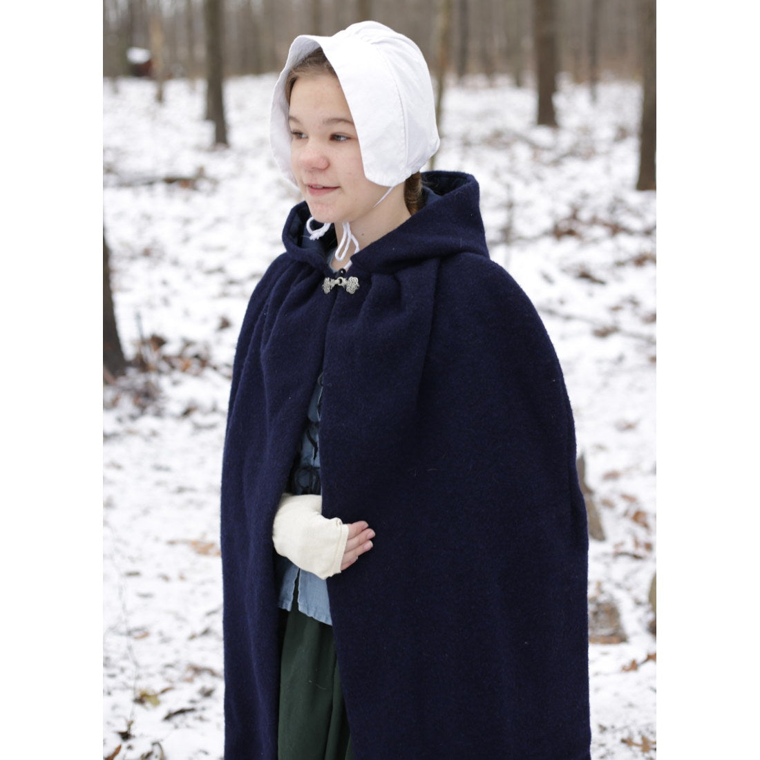 Girls' Hooded Cape - Stylish & Warm Winter Cloak for Kids - Perfect for Halloween, Cosplay & Outdoor Adventures
