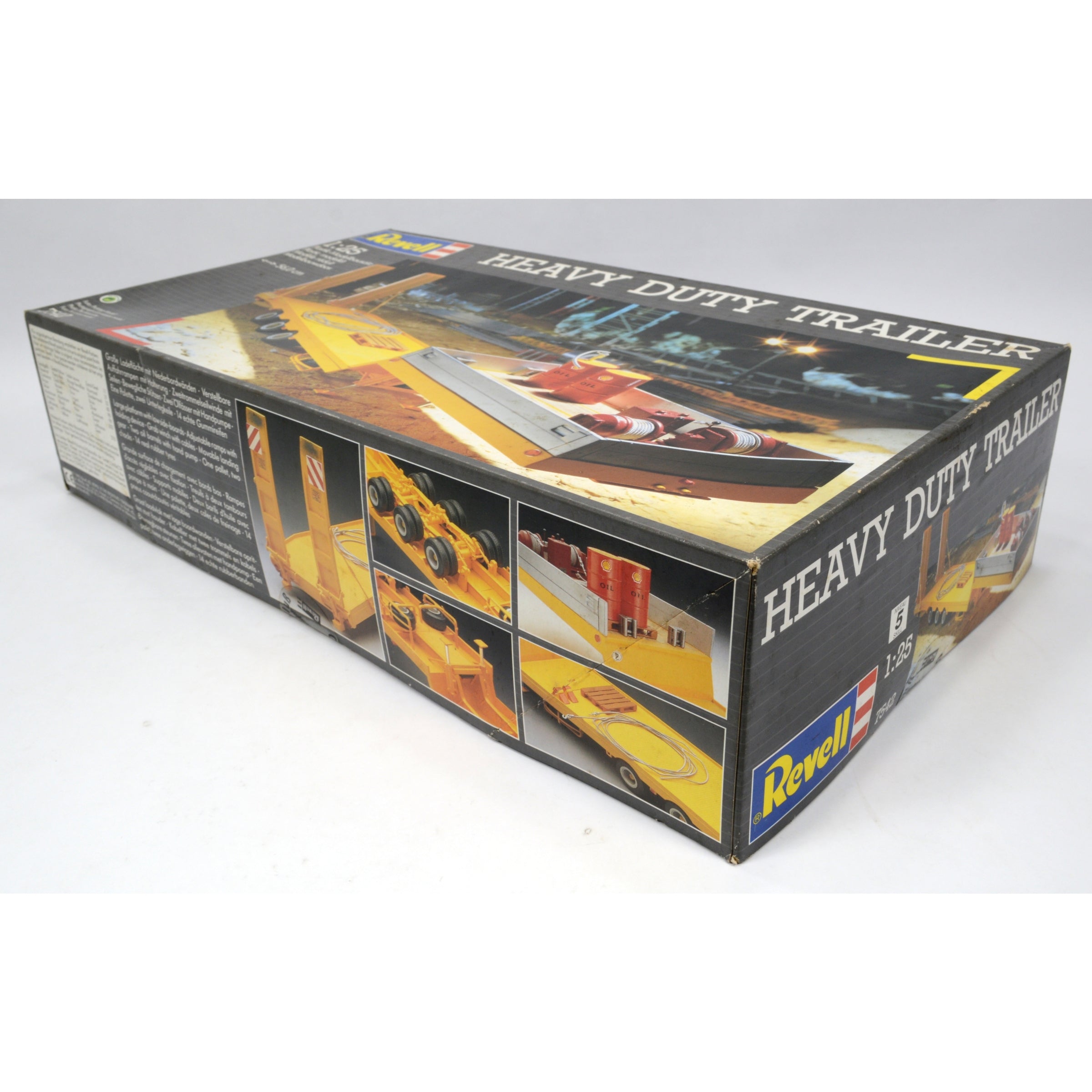 Revell 1:25 Scale Heavy Duty Trailer Model Kit #7542 - Brand New Factory Sealed - Perfect for Collectors & Hobbyists Building Semi Truck Displays