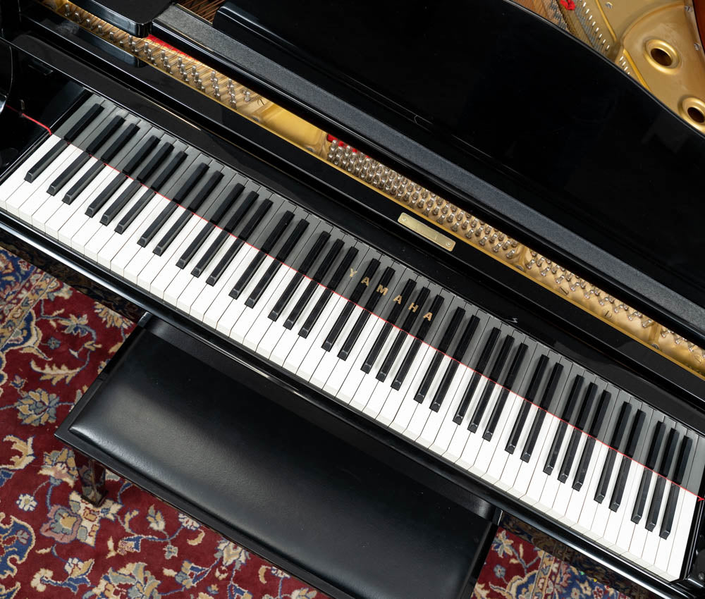 1988 Yamaha 6'1 C3 Conservatory Grand Piano in Polished Ebony - Perfect for Concert Halls, Music Studios & Home Theaters