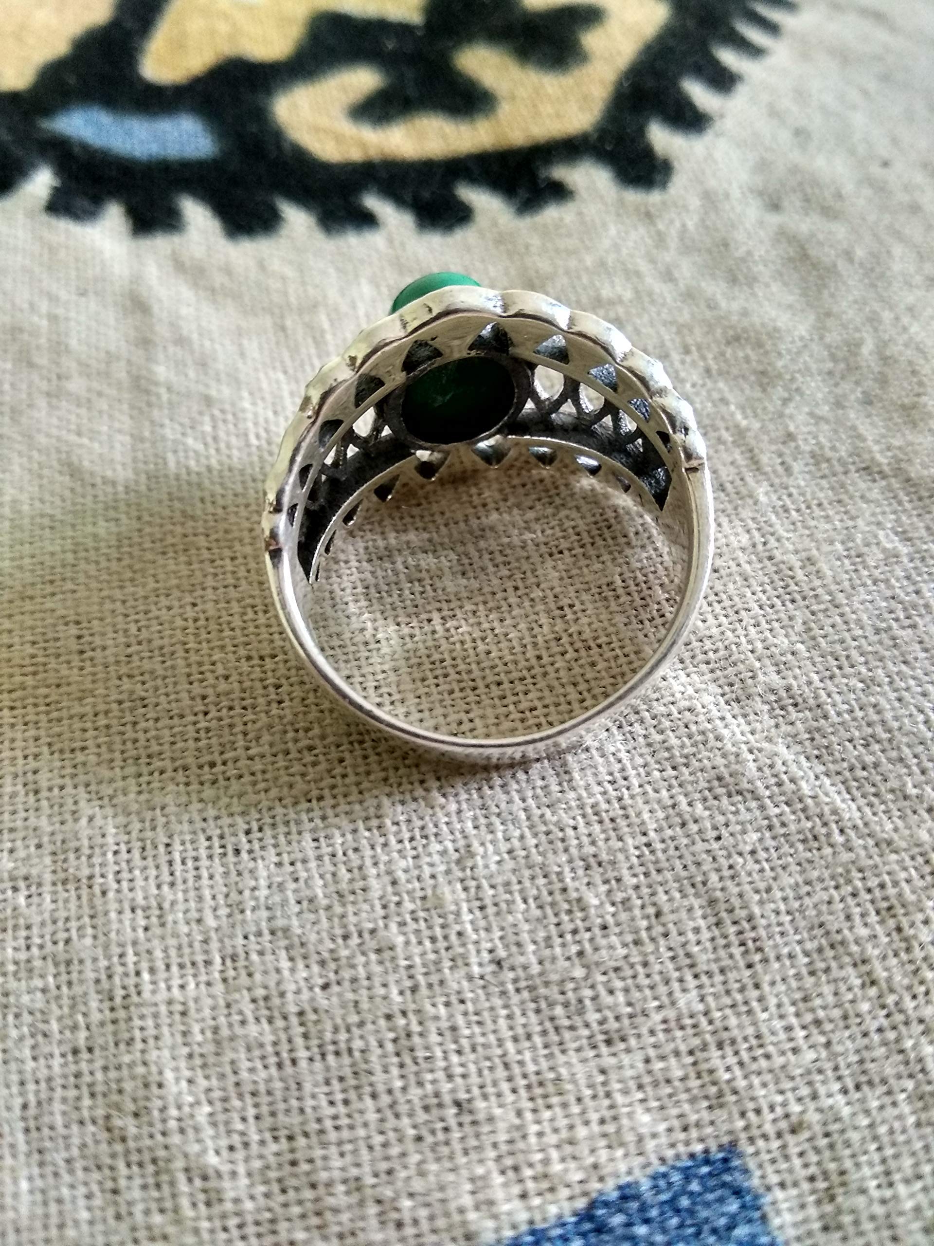 Genuine Malachite Ring 925 Sterling Silver - Natural Gemstone Jewelry for Women - Gothic & Boho Statement Ring - Perfect for Everyday Wear, Gift Giving & Special Occasions