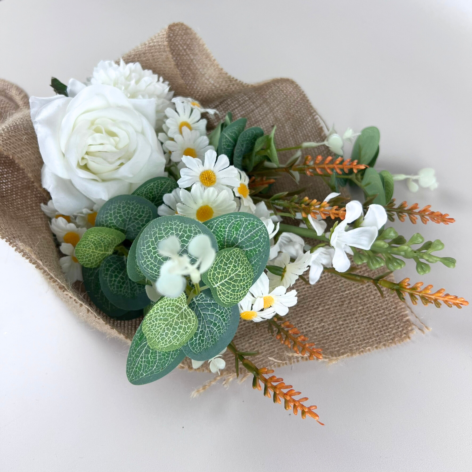Premium Daisy & Eucalyptus Hessian Bouquet - 48cm Handcrafted Floral Arrangement for Weddings, Home Decor & Gifts