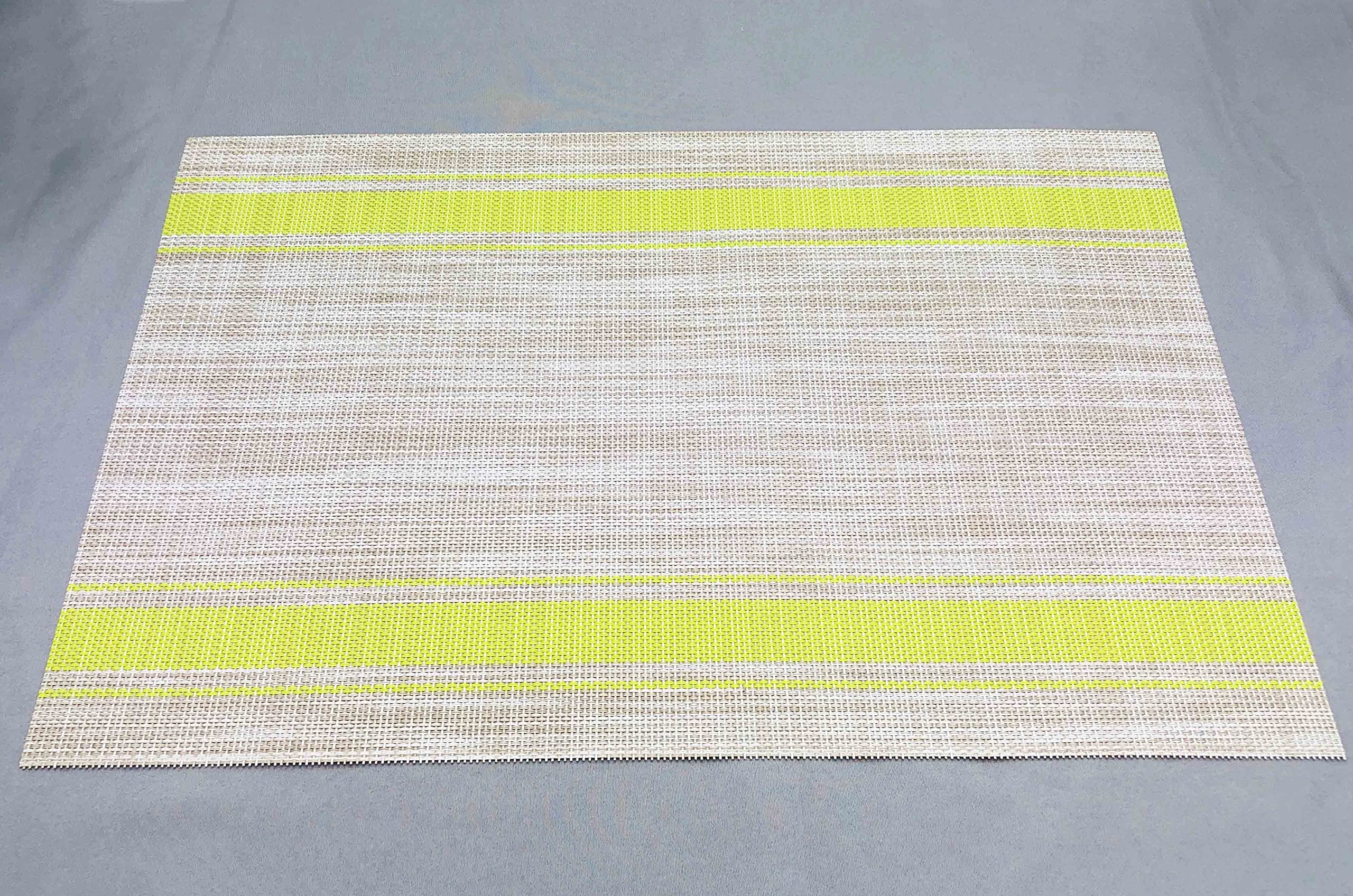 8-Piece Washable PVC Vinyl Placemats Set - Non-Slip Heat Resistant Table Mats for Kitchen & Dining Room - Green Decorative Tableware for Everyday Meals & Dinner Parties