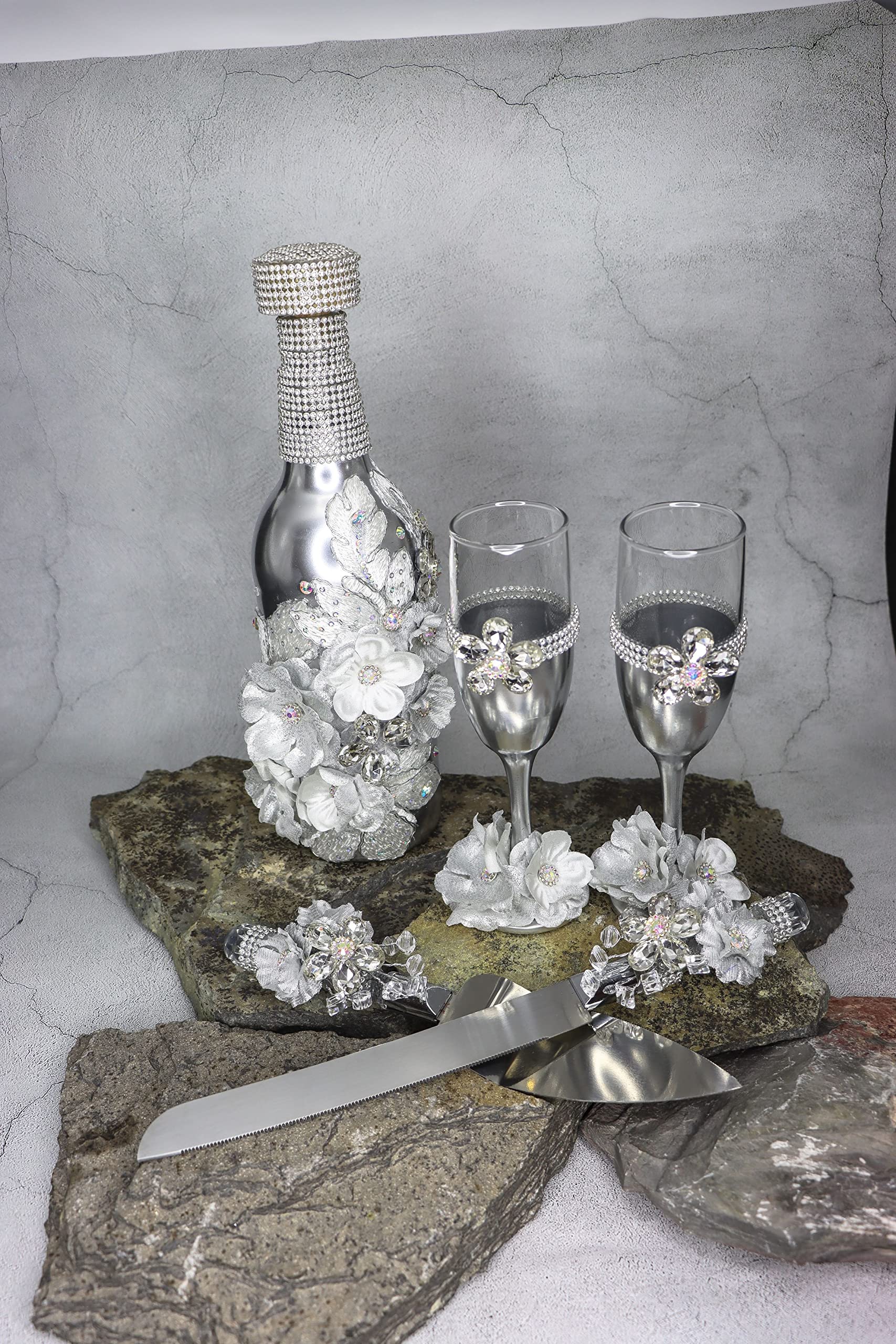 Elegant A&C Quinceañeras & More Champagne Glasses Set - Burgundy Gold Toasting Set for Quinceañera, Sweet 16, Weddings & Special Celebrations - Perfect for Anniversaries, Bridal Showers & Birthday Parties