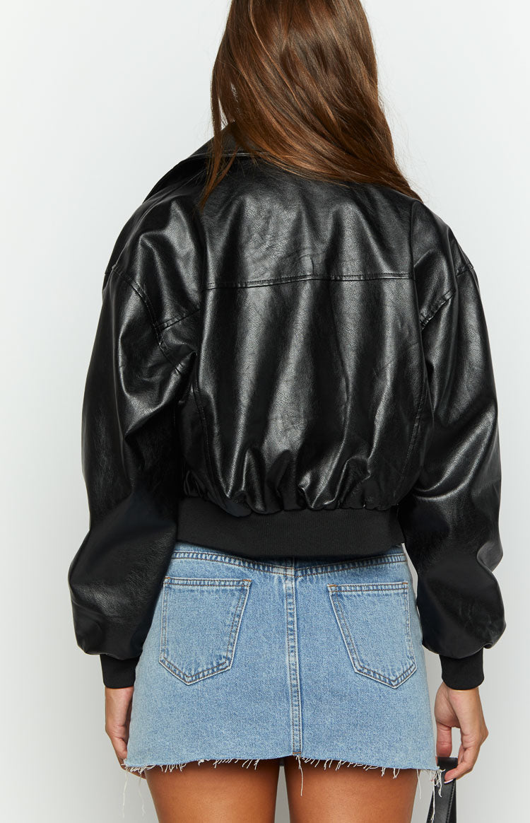 Stylish Abbi Black Cropped Jacket for Women - Trendy Fashion Outerwear for Spring & Fall - Perfect for Casual Outfits, Date Nights & Office Wear