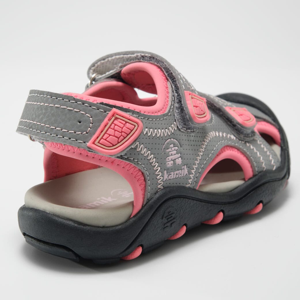 Seaturtle 2 Kids' Closed Toe Sandals - Waterproof & Comfortable Beach Shoes for Boys & Girls - Perfect for Swimming, Beach Trips & Outdoor Play