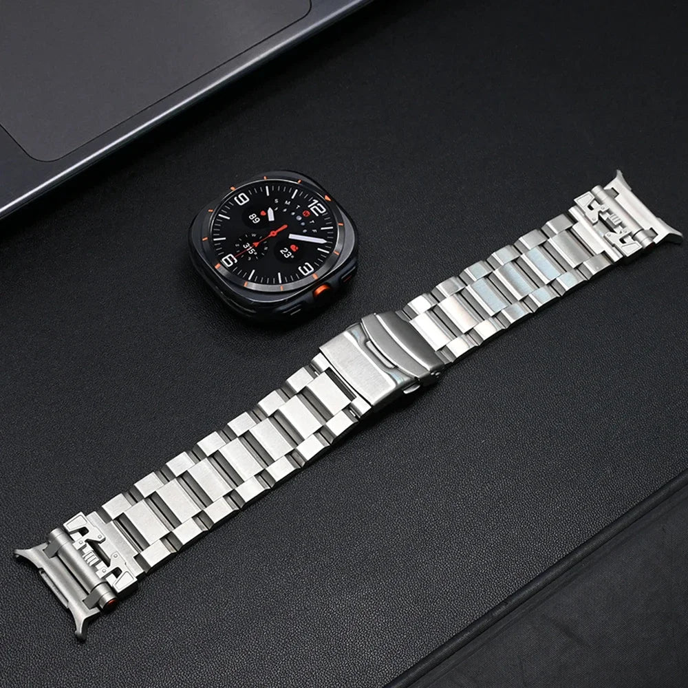 Premium Metal Bracelet for Samsung Galaxy Watch Ultra - Stainless Steel Band with Adjustable Clasp - Perfect for Workouts, Business & Everyday Wear