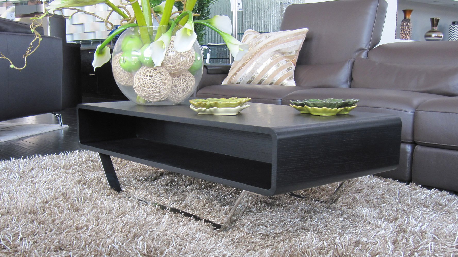 Modern Dark Wood Veneer Coffee Table with Sturdy Metal Base - Perfect for Living Room, Office & Lounge Décor
