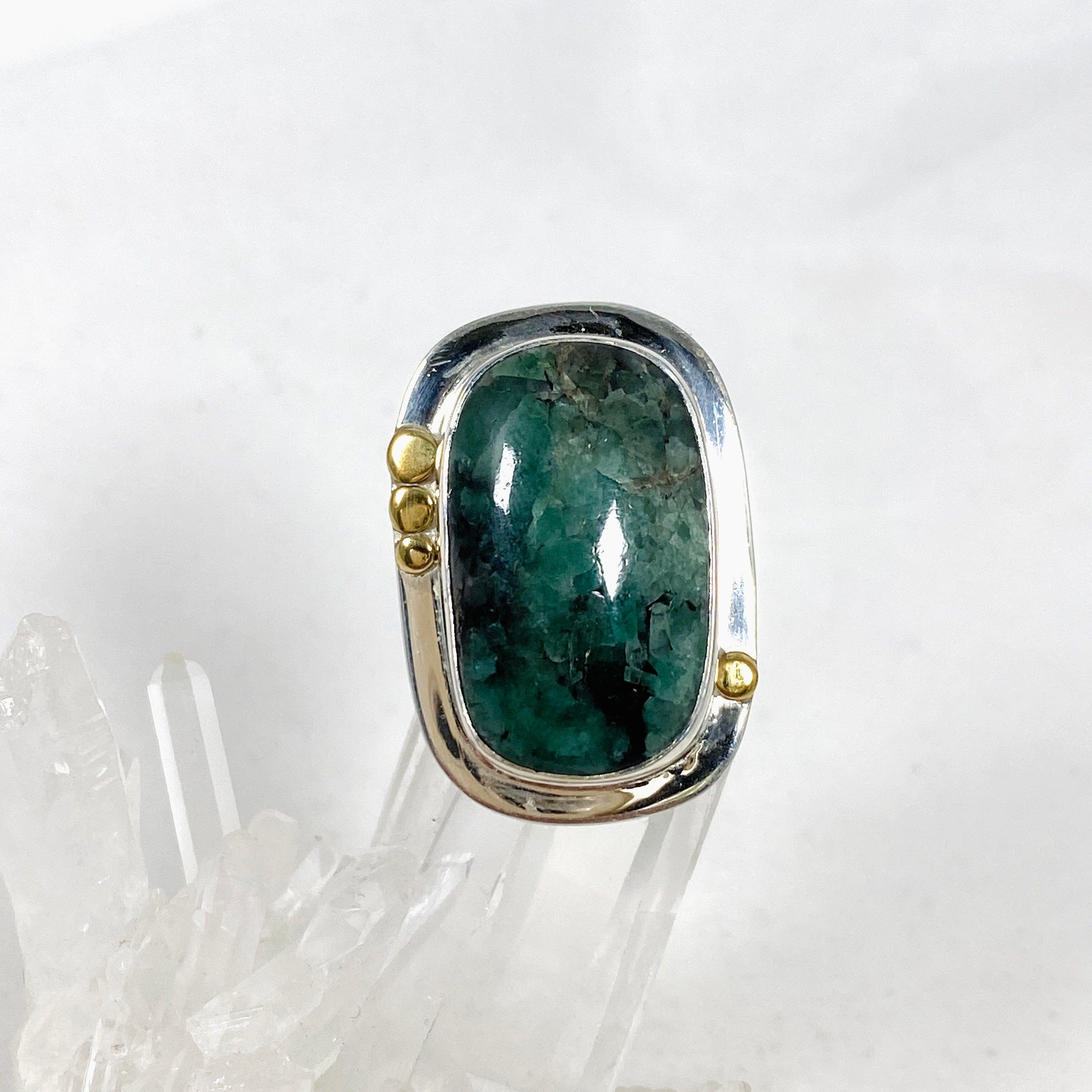 Emerald Green Rectangular Ring for Women - Size 9 Brass Detailing Vintage Jewelry KRGJ3113 - Perfect for Weddings, Parties & Everyday Elegant Wear