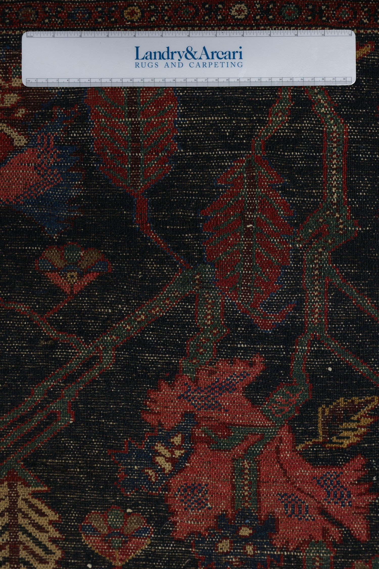 Antique Fine Bakhtiari Handwoven Tribal Rug - Authentic Persian Wool Carpet, Traditional Oriental Design, J76482 - Perfect for Living Room, Bedroom & Home Decor