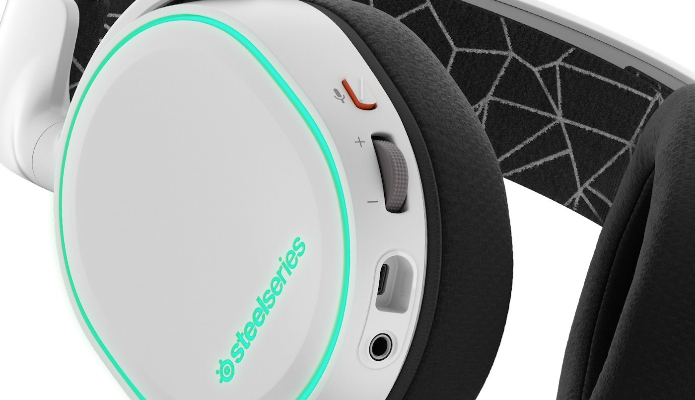 SteelSeries Arctis 5 Legacy Edition Gaming Headset with RGB Lighting & DTS 7.1 Surround Sound - Compatible with PC, Mac, PS4, Mobile & VR - White - Perfect for Competitive Gaming, Streaming & Virtual Reality