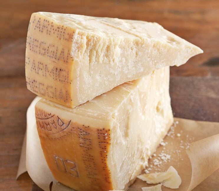 Authentic Italian Grana Padano Cheese - 500g | Aged Hard Cheese for Cooking, Grating & Snacking | Perfect for Pasta, Risotto & Charcuterie Boards