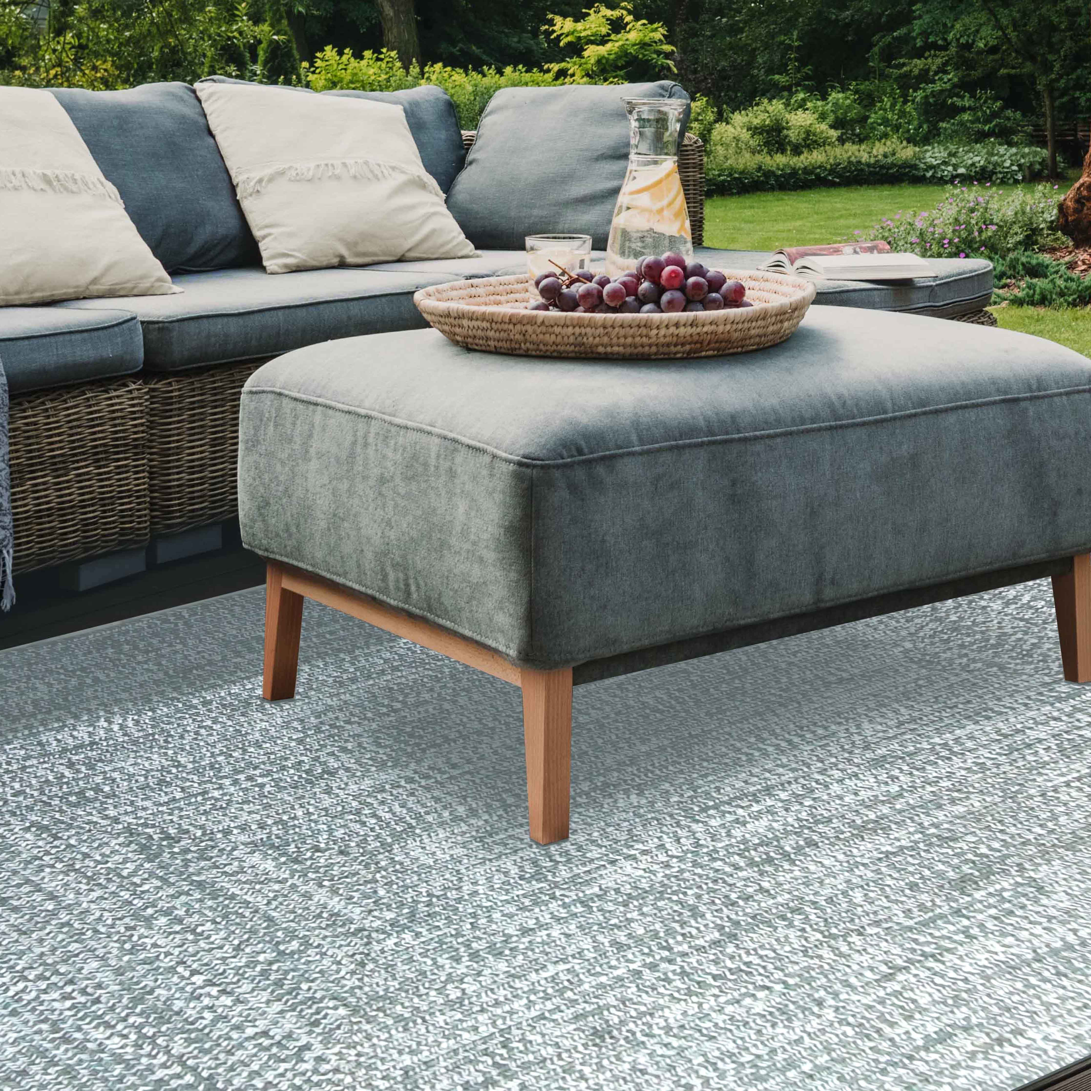 Two-Toned Braided Bohemian Area Rug - Indoor/Outdoor Use for Living Room, Patio & Bedroom Decor