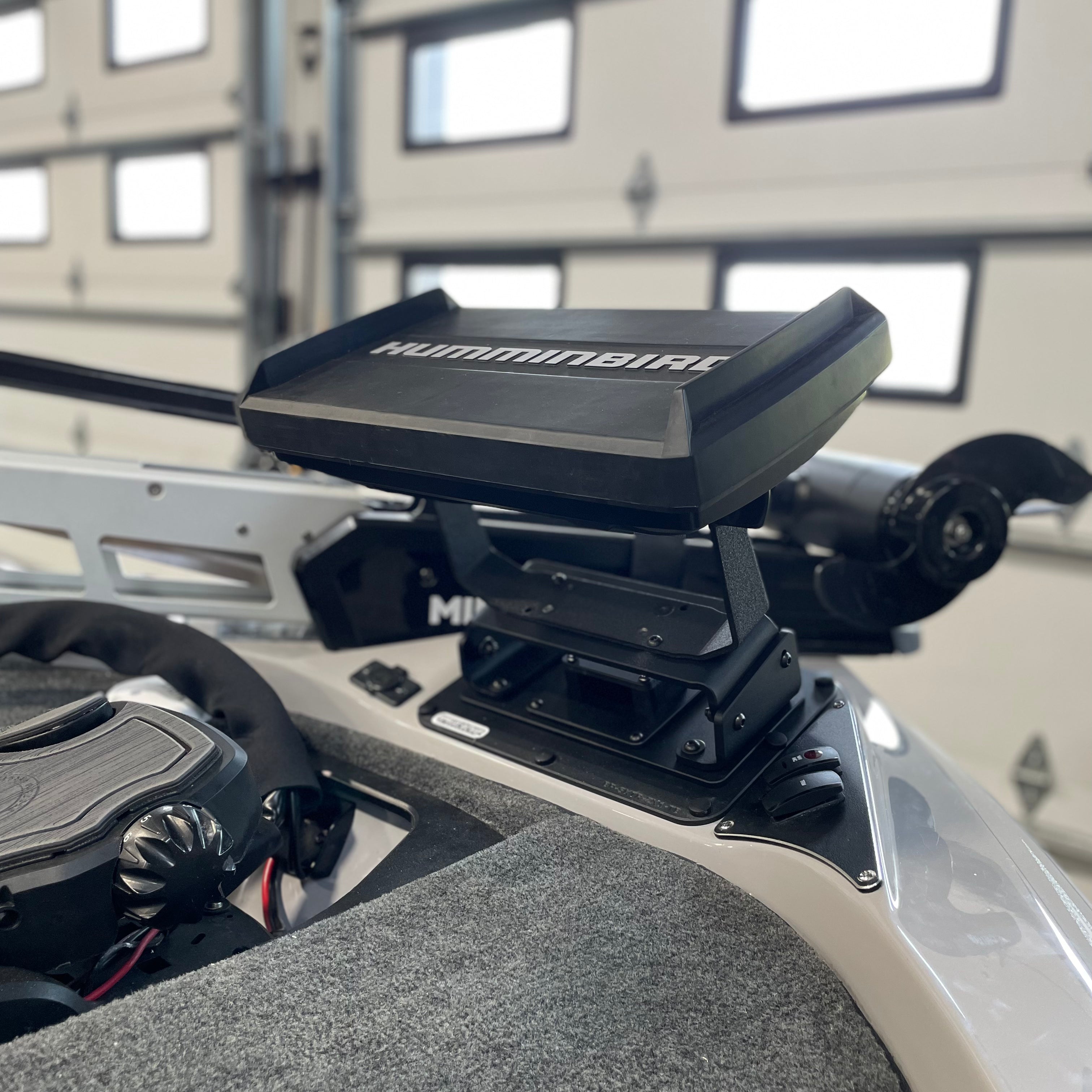 H.O.E. Single Bow Mount System for Skeeter FX Series & ZX Models (2014-2021) - Perfect for Fishing Boat Accessories and Marine Navigation