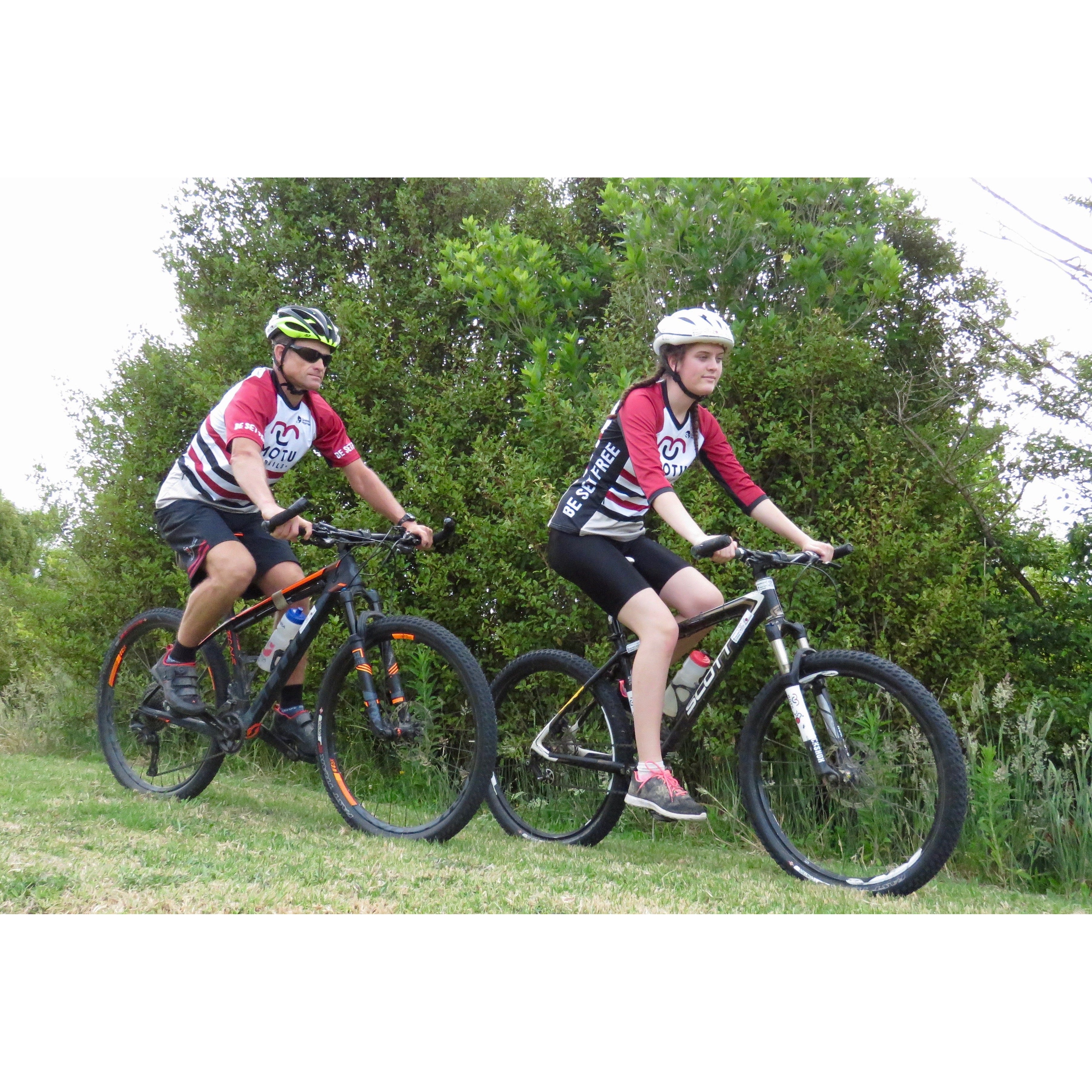 Motu Trails Jersey - Lightweight & Breathable Cycling Shirt for Men & Women - Perfect for Mountain Biking, Road Cycling & Outdoor Adventures