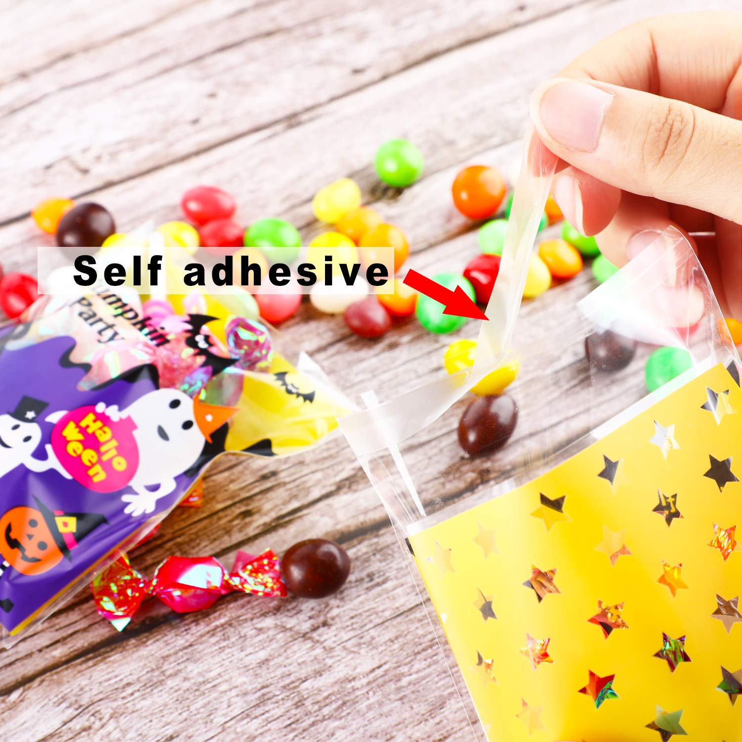 400-Piece Halloween & Christmas Cellophane Treat Bags - Self-Adhesive Cookie Candy Bags for Holiday Party Favors, Gift Wrapping, Classroom Treats & Themed Events (Style Set 2)