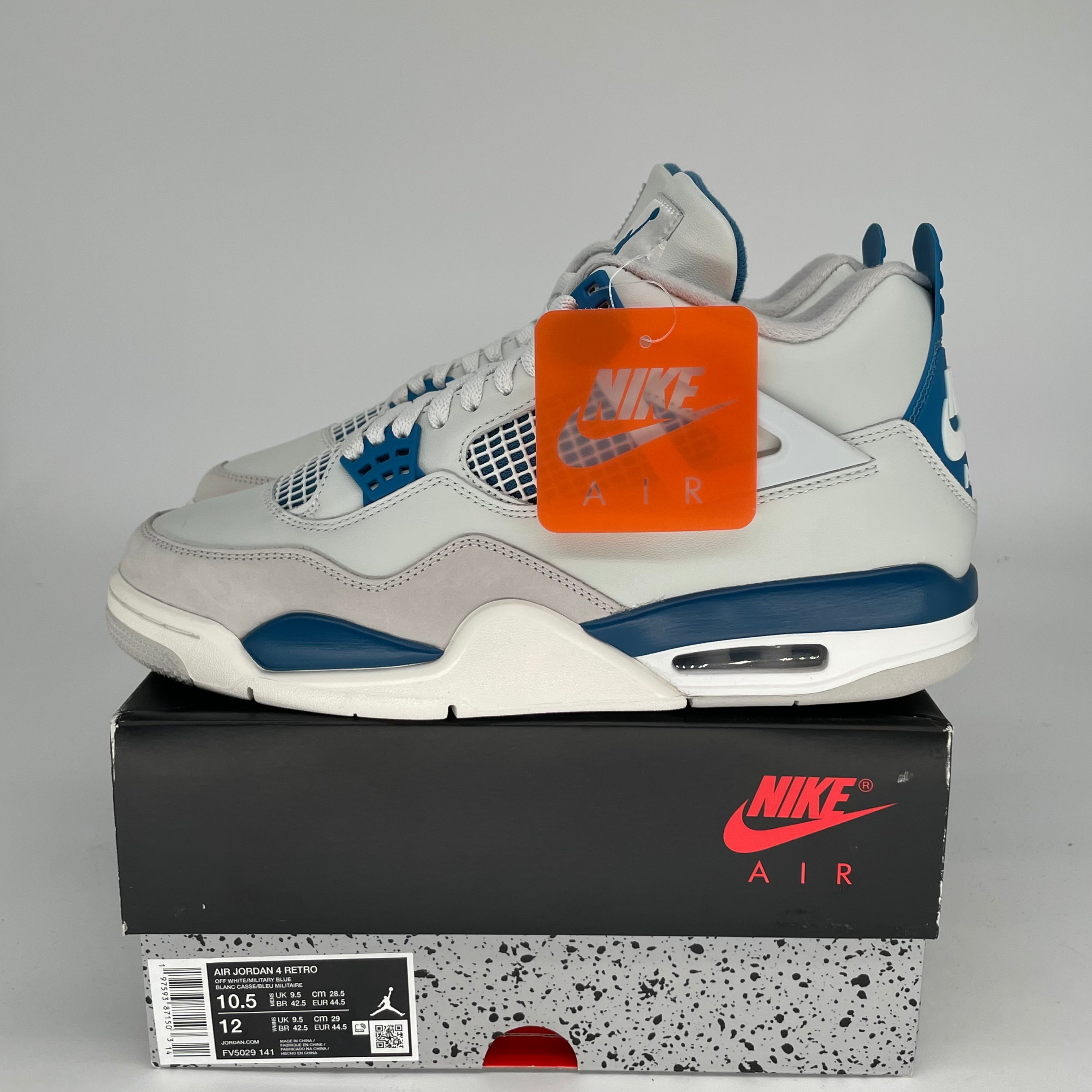 Original: AIR JORDAN 4 MILITARY BLUE SIZE 10.5/12W FV5029 141   Optimized: **Authentic Air Jordan 4 Retro Military Blue Men's/Women's Sneakers - Size 10.5/12W (FV5029-141) - Perfect for Basketball, Streetwear & Sneaker Collection**