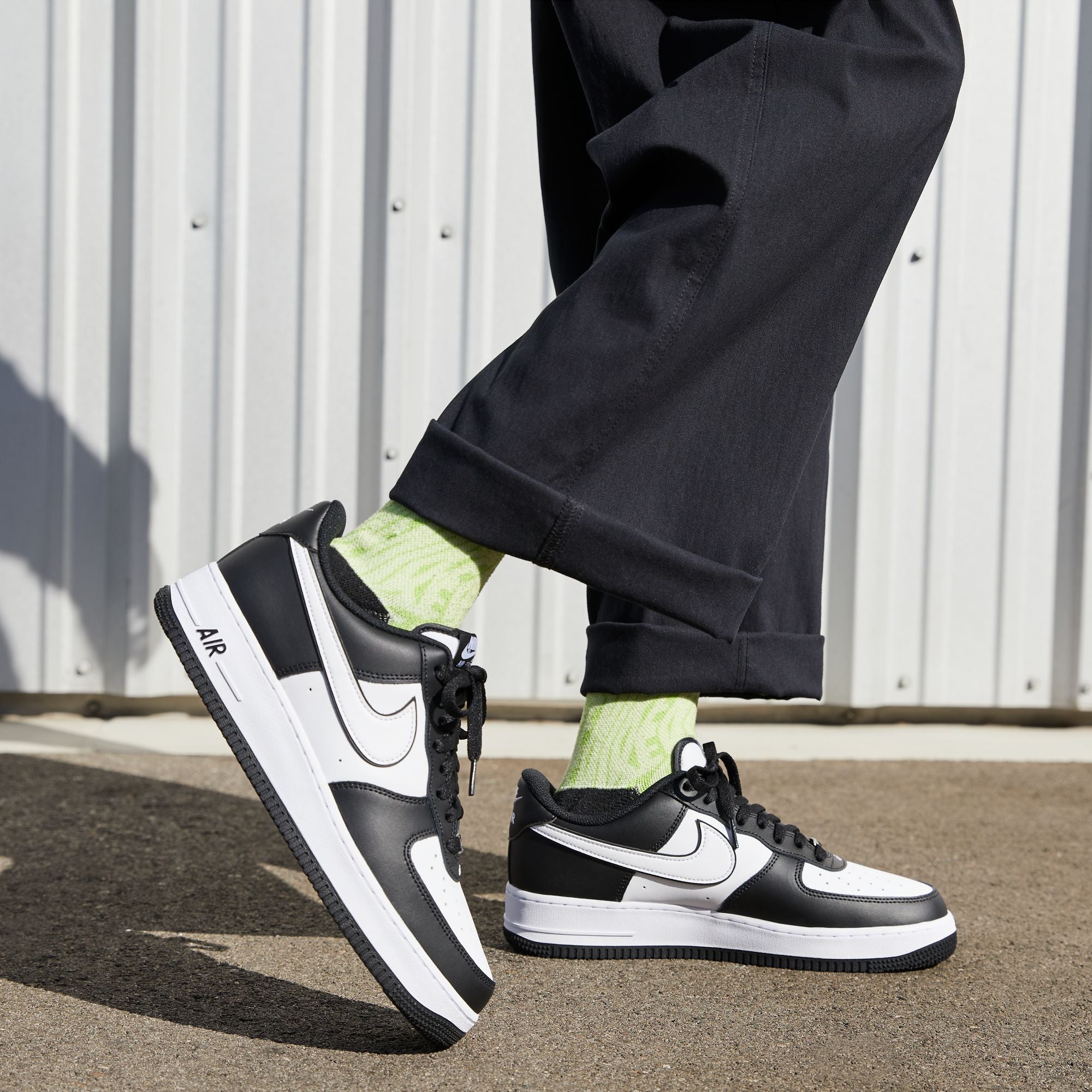 Original Nike Air Force 1 '07 White Men's Sneakers - Classic Basketball Shoes for Casual Wear & Street Style | Perfect for Everyday Outfits, Gym & Urban Fashion