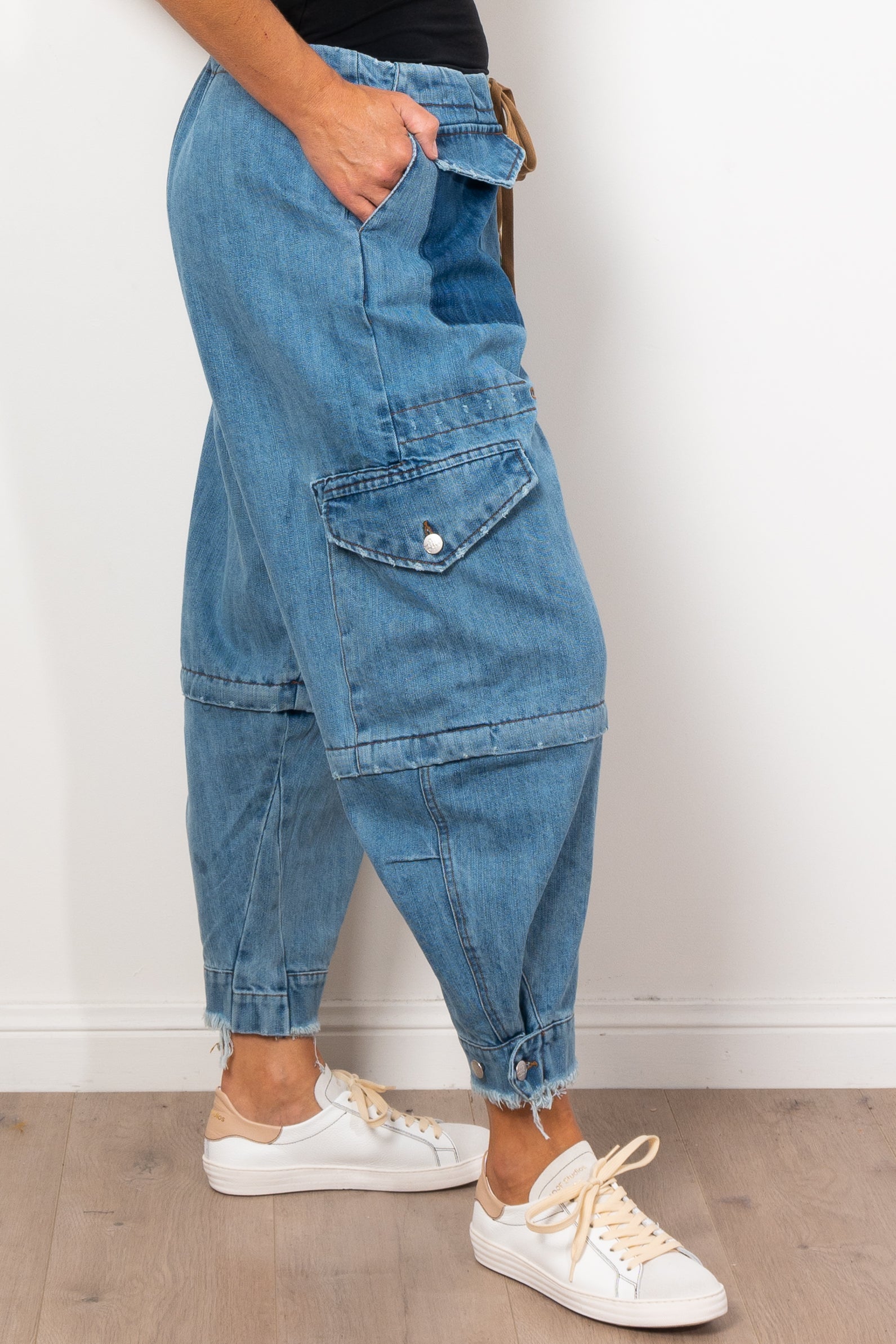 M.A. Dainty Trucker Jean - Women's High Waisted Distressed Denim Jeans for Casual Wear & Street Style Outfits