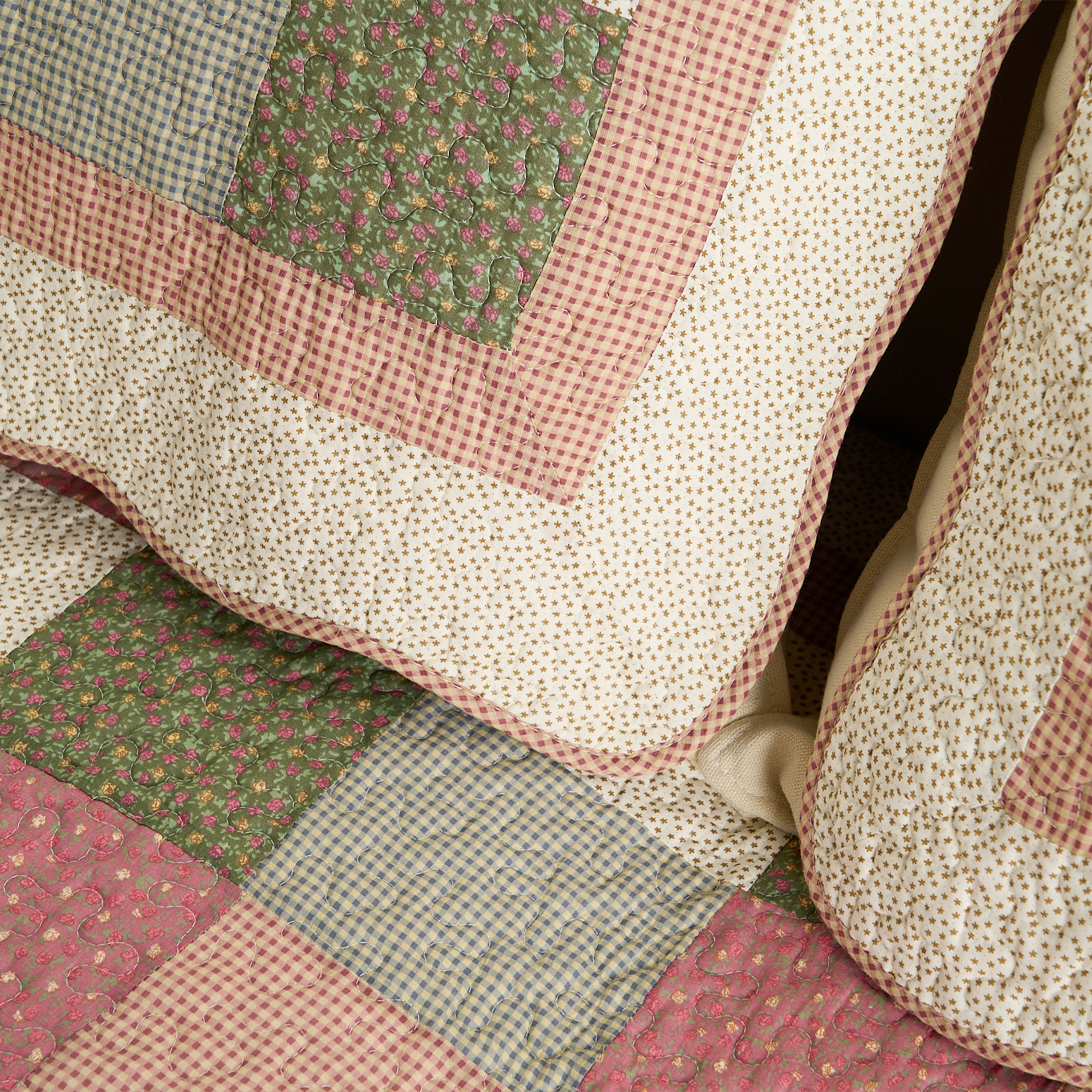 Washable Quilted Sofa Cover - Soft, Durable & Stylish for Living Room, Bedroom & Office - Final Sale