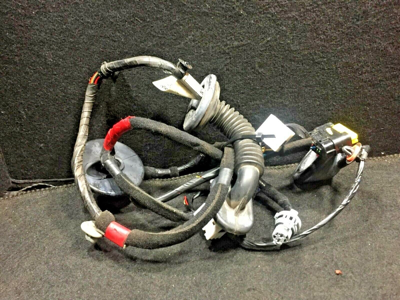 2006-2011 Hyundai Azera Left Rear Driver Side Door Wire Harness OEM D24 - Compatible with Sedan Models for Easy Electrical Repairs