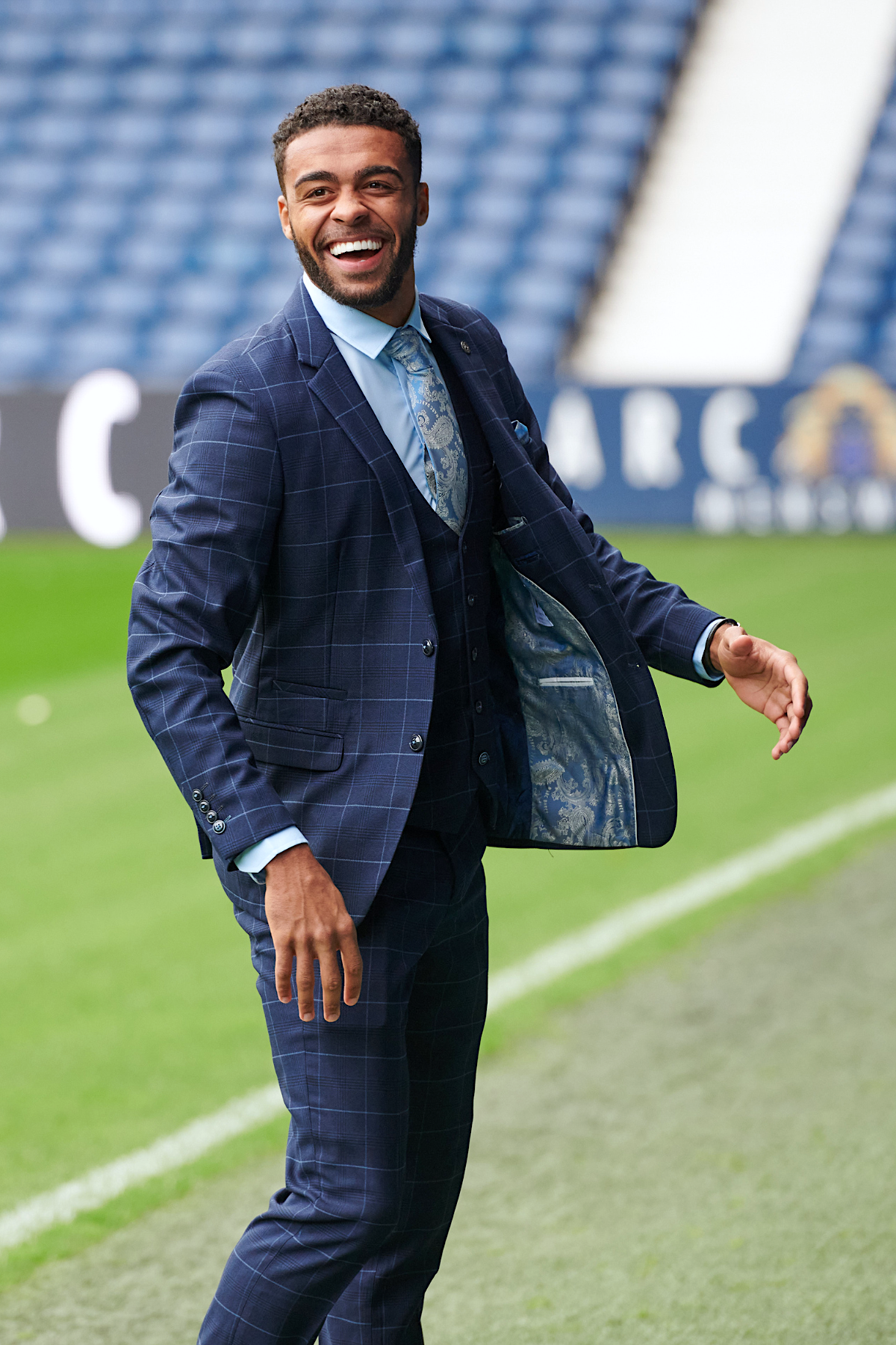 Premium Navy & Sky Check Suit for Men - Classic Business & Formal Attire - Perfect for Office, Weddings & Special Occasions