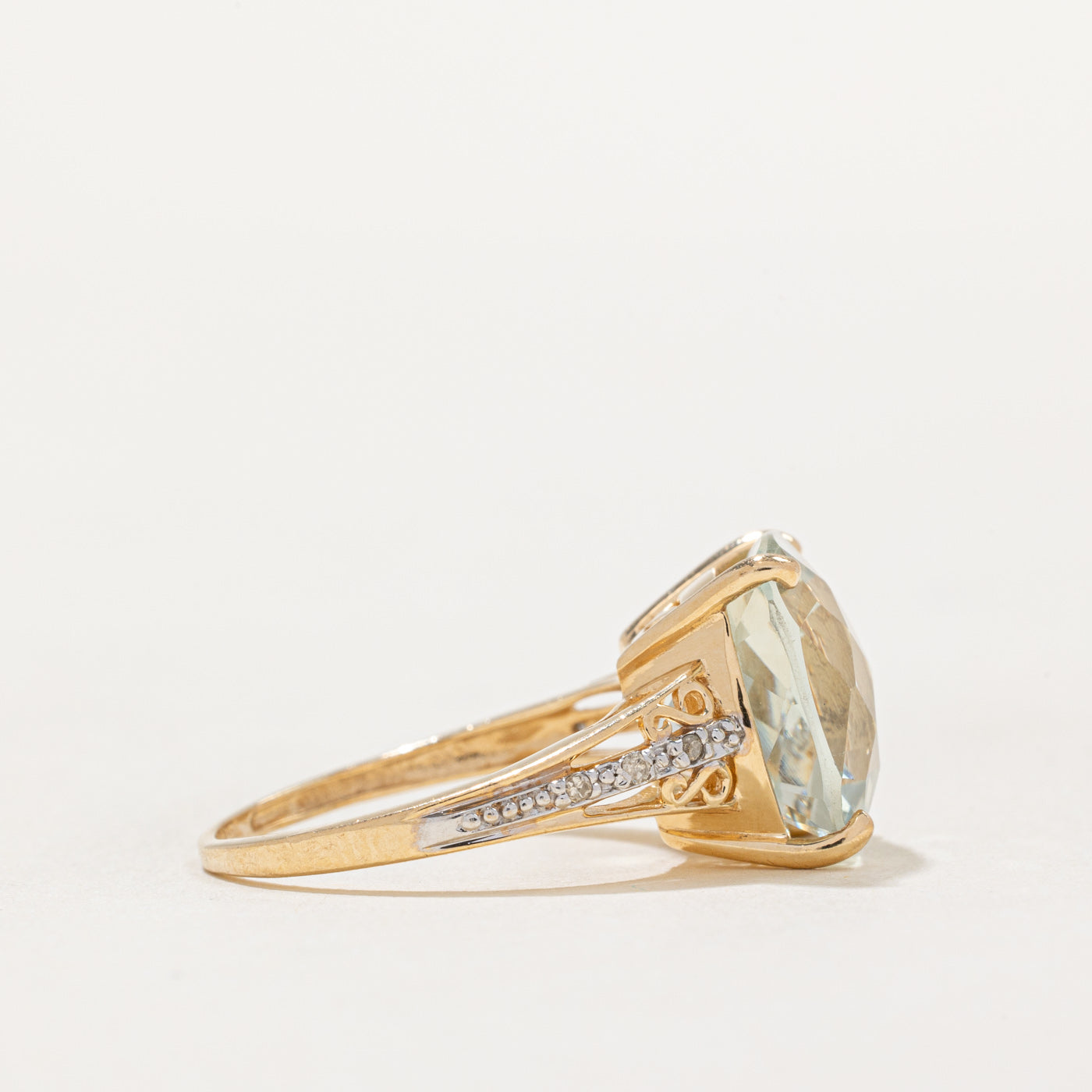 Elegant Mint Green Quartz & Diamond Cocktail Ring - 6.70ct Gemstone with 0.02ctw Diamonds - Size 6.25 - Perfect for Evening Parties, Weddings & Special Occasions