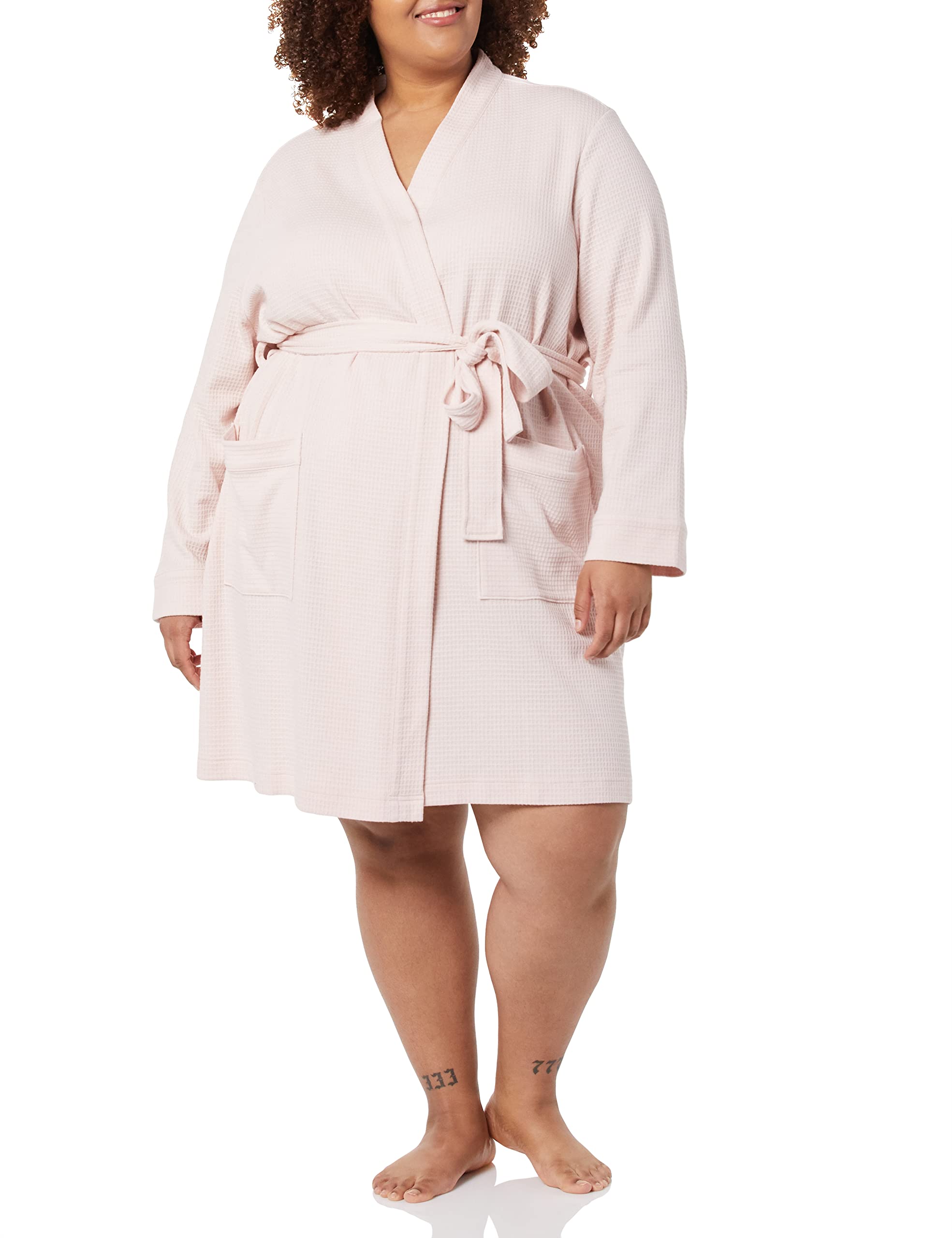 Amazon Essentials Women's Lightweight Waffle Mid-Length Robe - Soft & Comfortable Bathrobe for Women (Plus Size Available) - Perfect for Spa, Lounging & Relaxation at Home