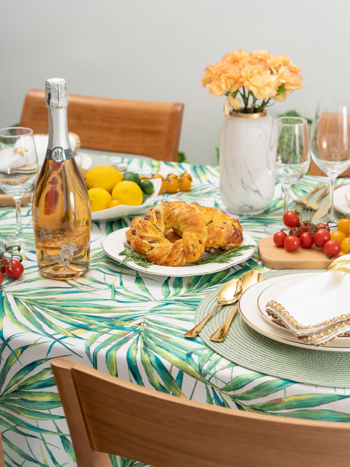 YiHomer Indoor Outdoor Tablecloth - Stain & Water Resistant Rectangle Table Cover (60x84 Inches) with Palm Leaves Design for Spring Summer Decor, Picnics, Dinner Parties, BBQs, and Outdoor Dining