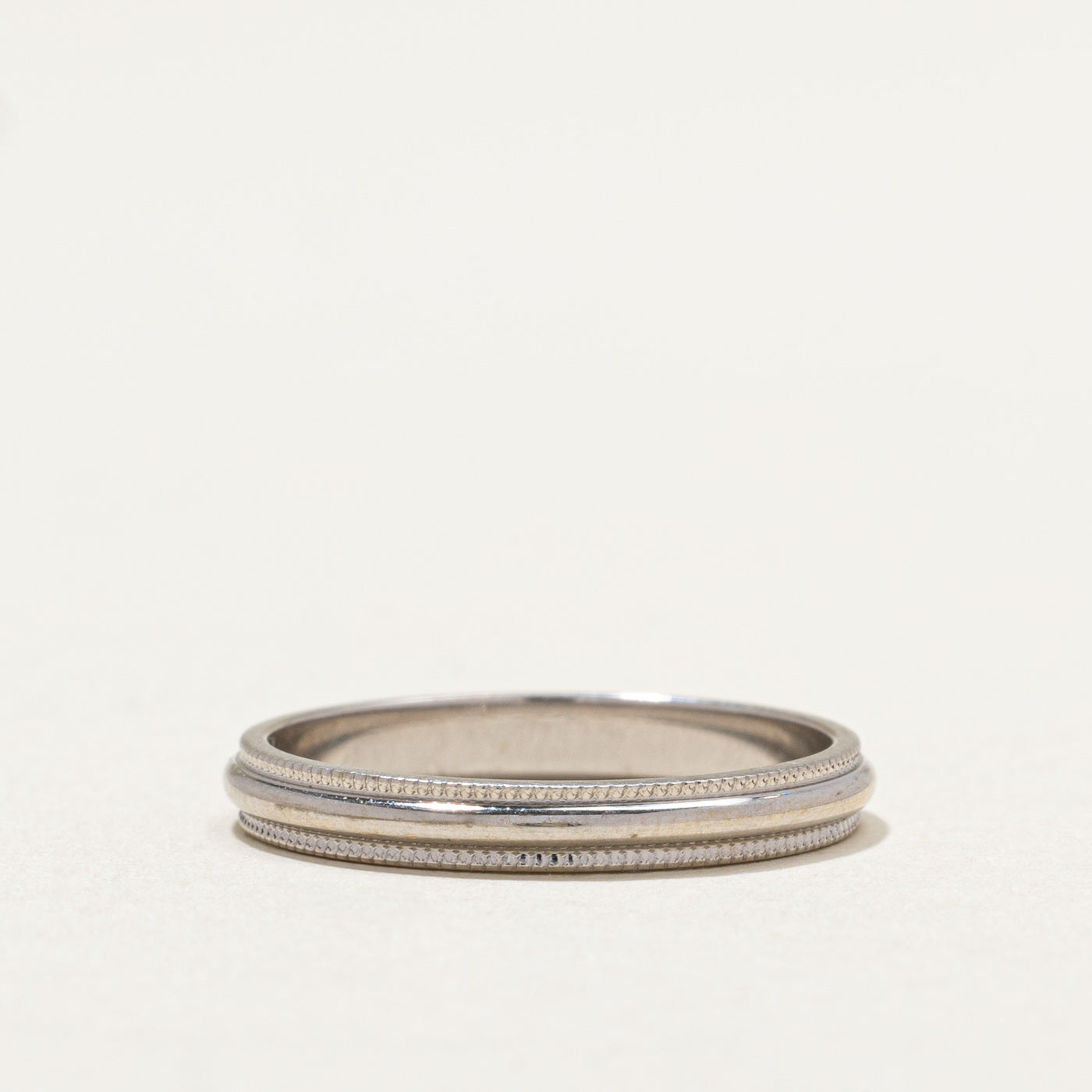 18K White Gold Milgrain Wedding Band Ring for Women - 2.6mm Wide, Size 5.5 - Elegant Bridal Jewelry for Engagement, Anniversary & Special Occasions