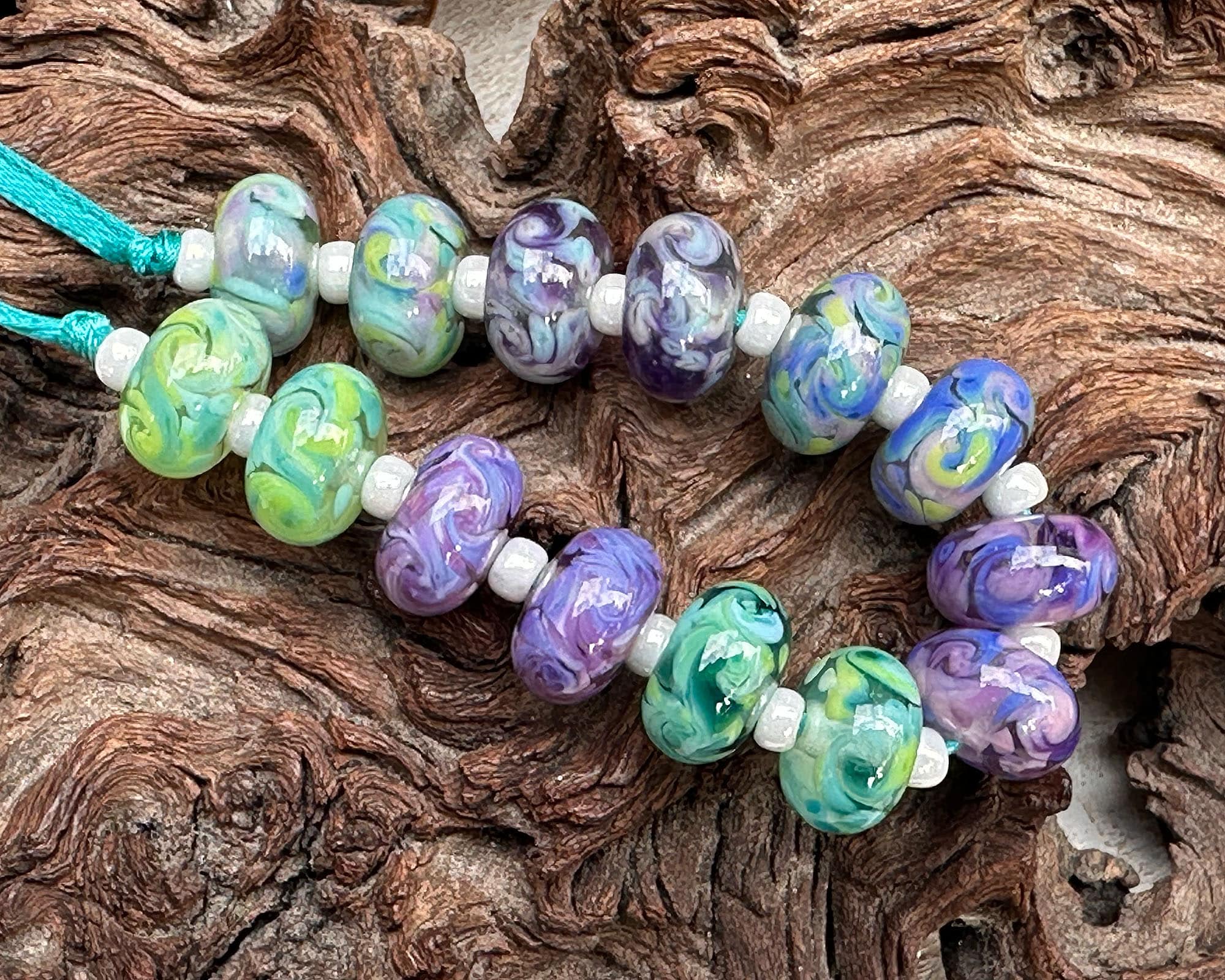 14-Piece Purple and Green Twisted Lampwork Glass Beads Set for Jewelry Making - DIY Bracelets, Necklaces, and Crafts (SRA)