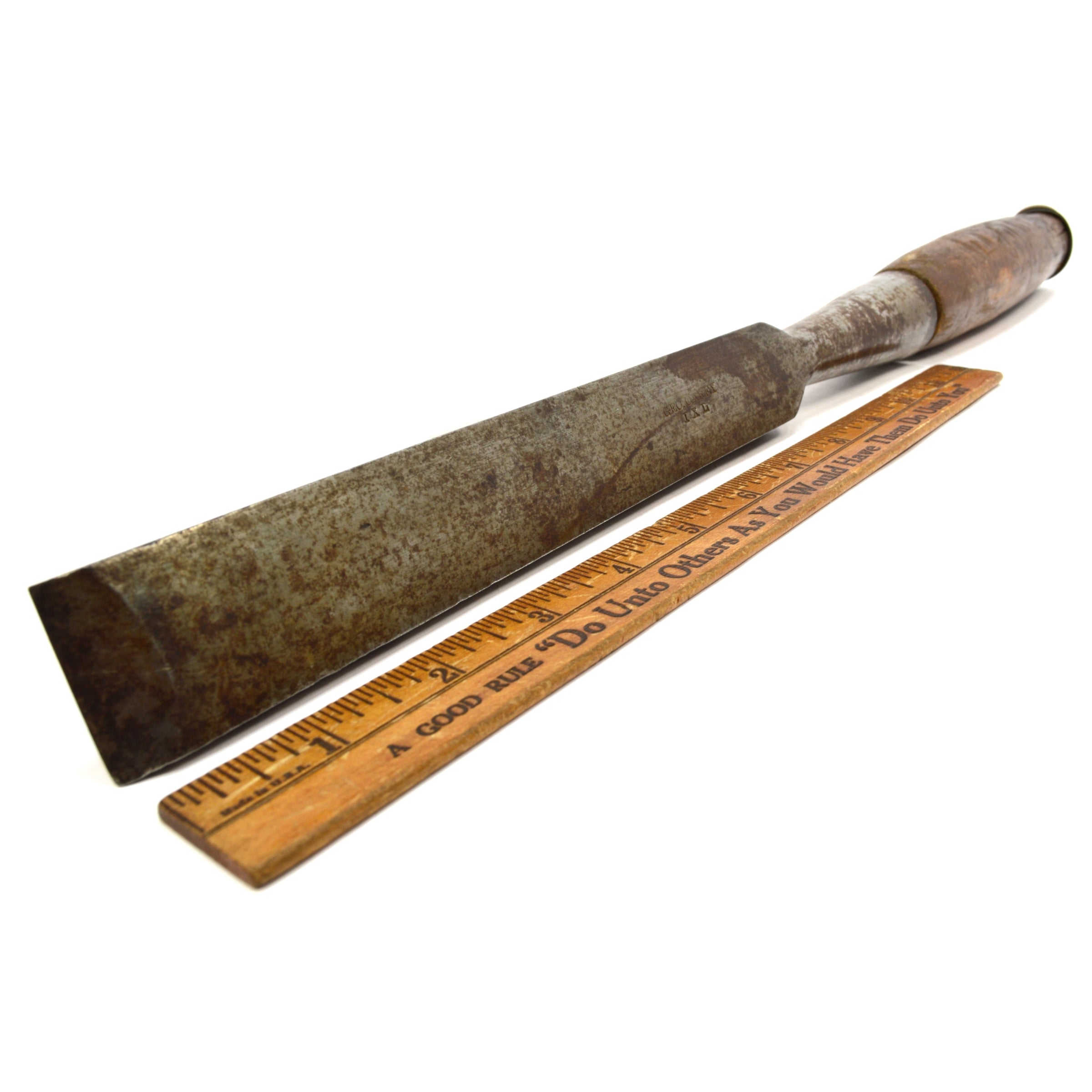 Vintage George Carey IXL 1 1/4 Inch Firmer Socket Chisel - Premium Wood Framing & Millwright Tool for Carpentry, Woodworking, and Restoration Projects