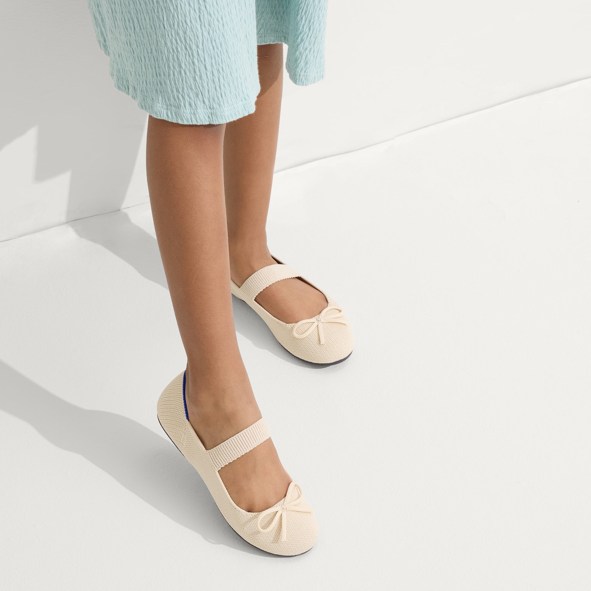 Kids' Bow Mary Jane Shoes - Elegant & Comfortable Flats for Girls - Perfect for School, Parties & Special Occasions