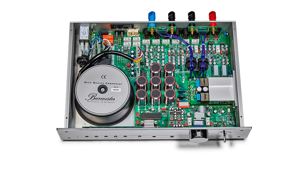 Burmester 101 Classic Line Integrated Amplifier - High-End Audio System for Home Theater & Music Listening | Perfect for Audiophiles & Hi-Fi Enthusiasts