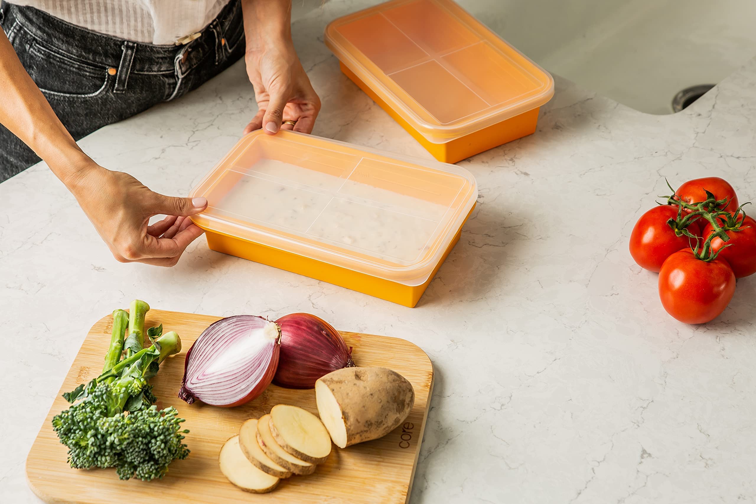 (2 Pack) 6 Cup BPA-Free Silicone Freezer Containers with Lids - Reusable Food Storage for Soup, Pasta Sauce, Leftovers & Broth | Measurement Lines | Perfect for Meal Prep, Freezing Liquids & Organizing Kitchen Storage