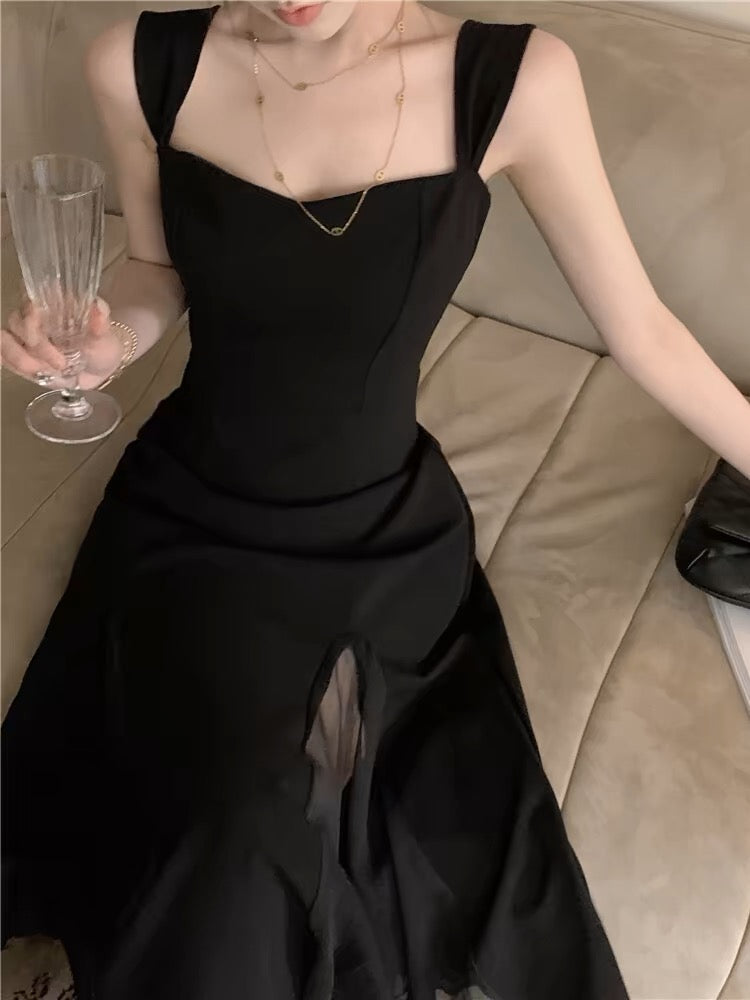 Elegant Black Mermaid Prom Dress for Women - Formal Evening Gown with Rhinestone Details (Style J3348) - Perfect for Homecoming, Quinceañera & Red Carpet Events