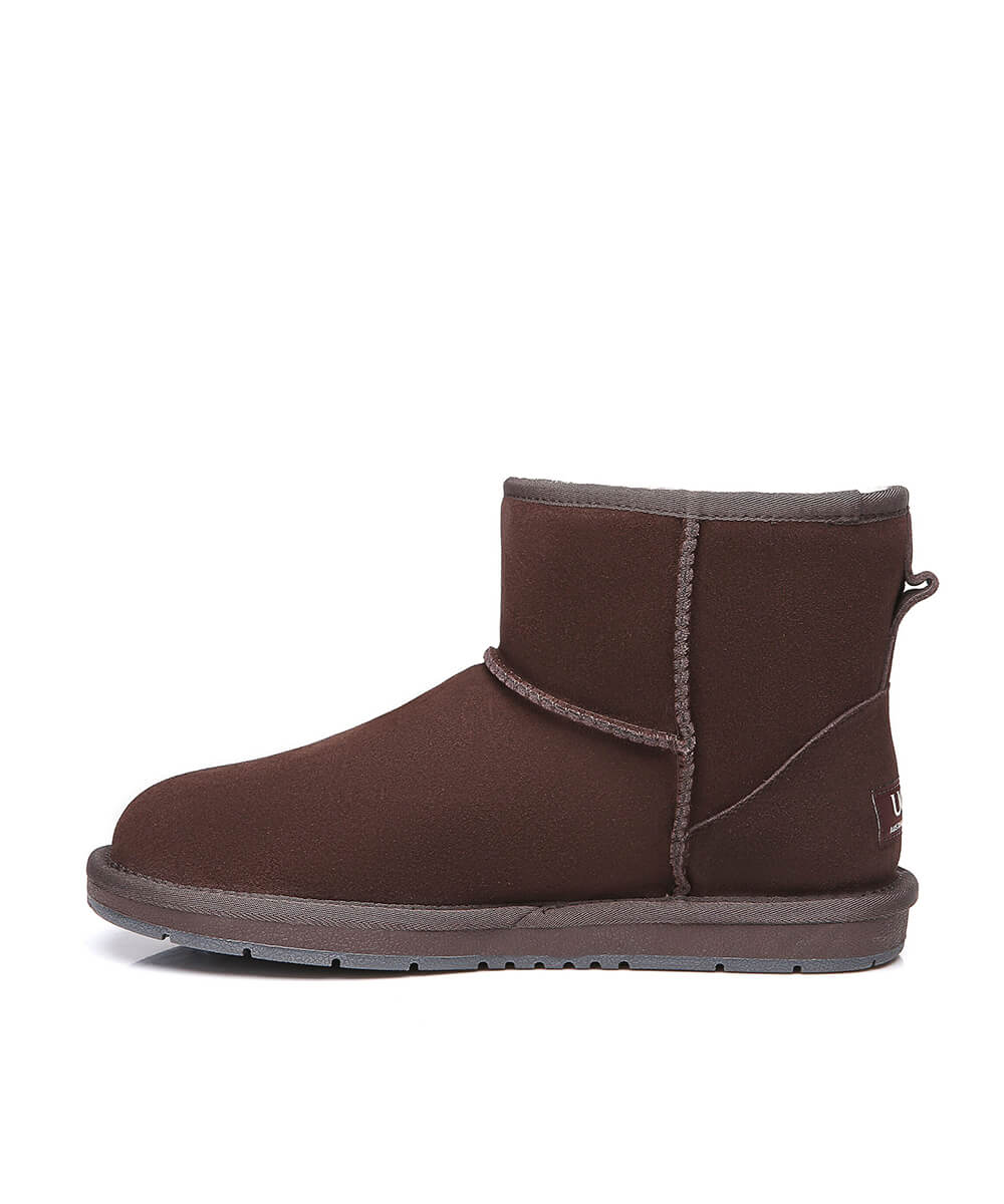Men's UGG Classic Mini Gen II Boots - Genuine Sheepskin Winter Boots for Men | Warm & Comfortable Snow Boots for Casual Wear, Outdoor Activities & Cold Weather