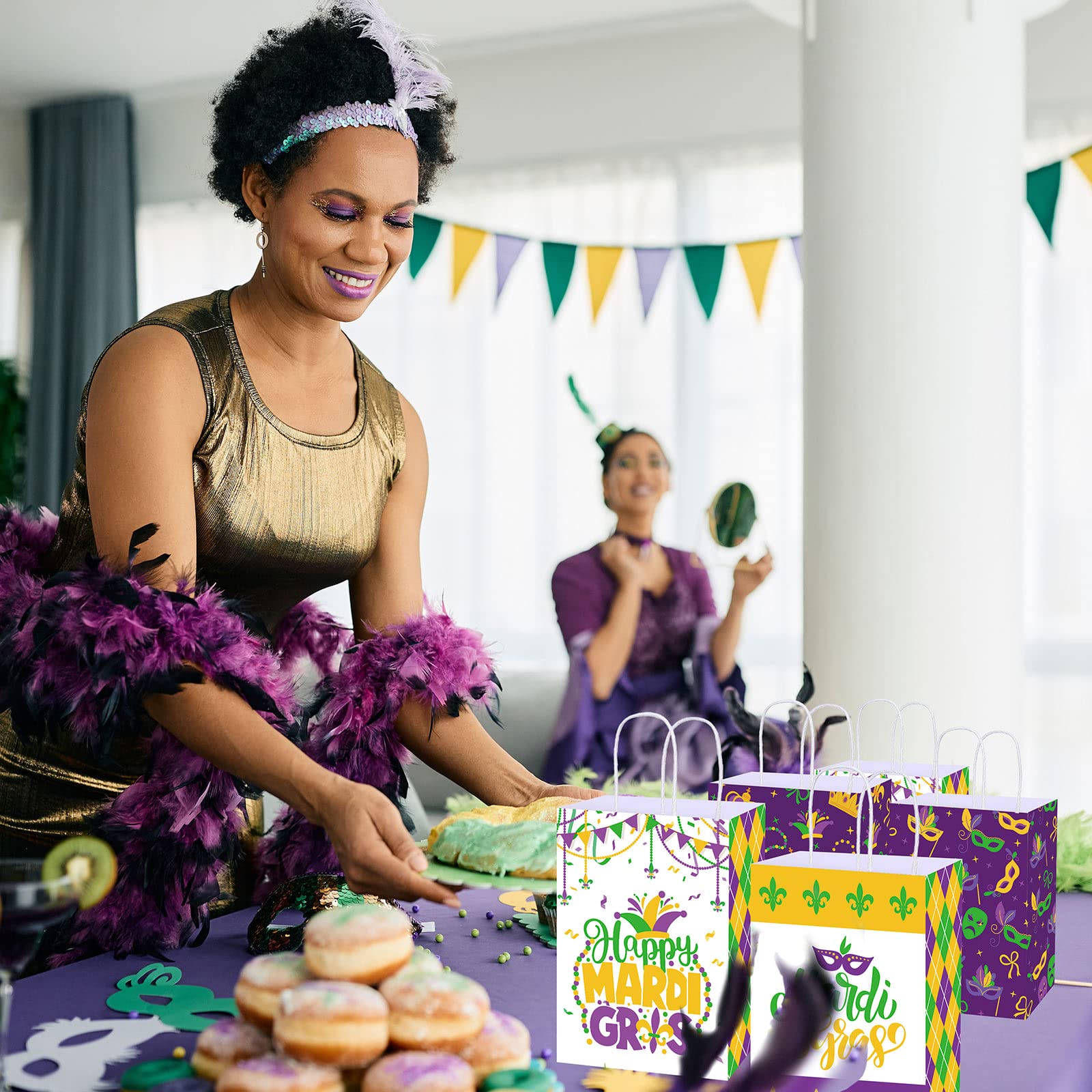 Whaline 20 Pack Mardi Gras Party Favor Bags with Handles - Assorted 4 Designs Including Crown, Mask & Gold Coins - Perfect for Gift Wrapping, Birthday Parties, Carnival Celebrations & Festive Events
