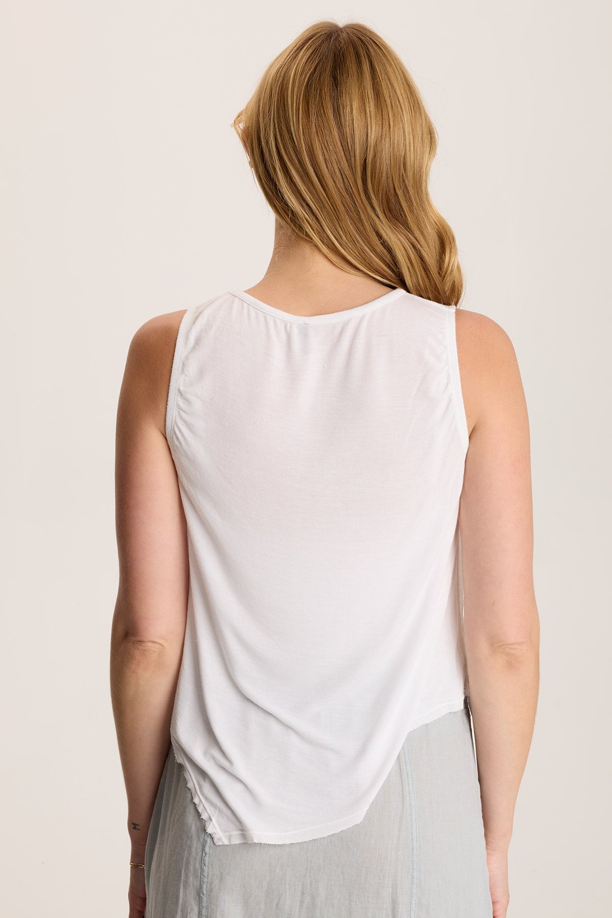Leka Women's High Boatneck Tank Top - Breathable Summer Sleeveless Shirt for Casual Wear, Workout & Layering